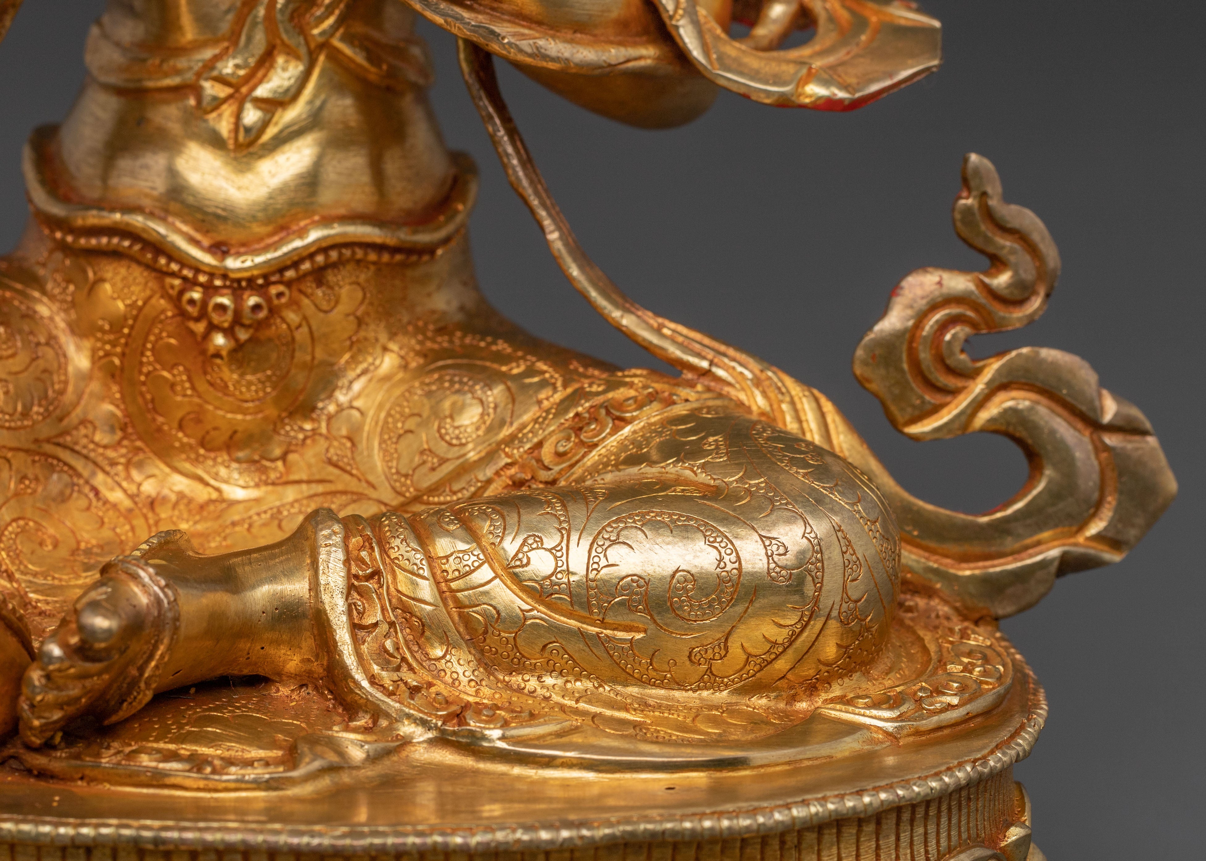 Akashagarbha Statue for Altar | Handcrafted Devotion