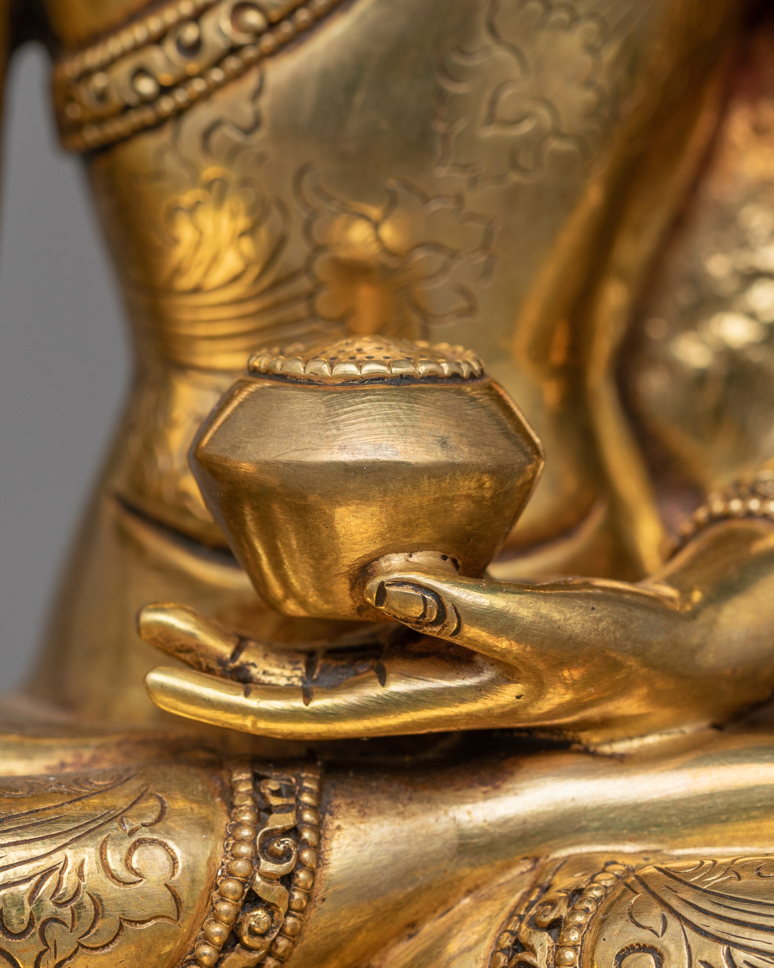 Shakyamuni Buddha For Dharma Decor Figurine | Buddha Statue for Peace and Healing