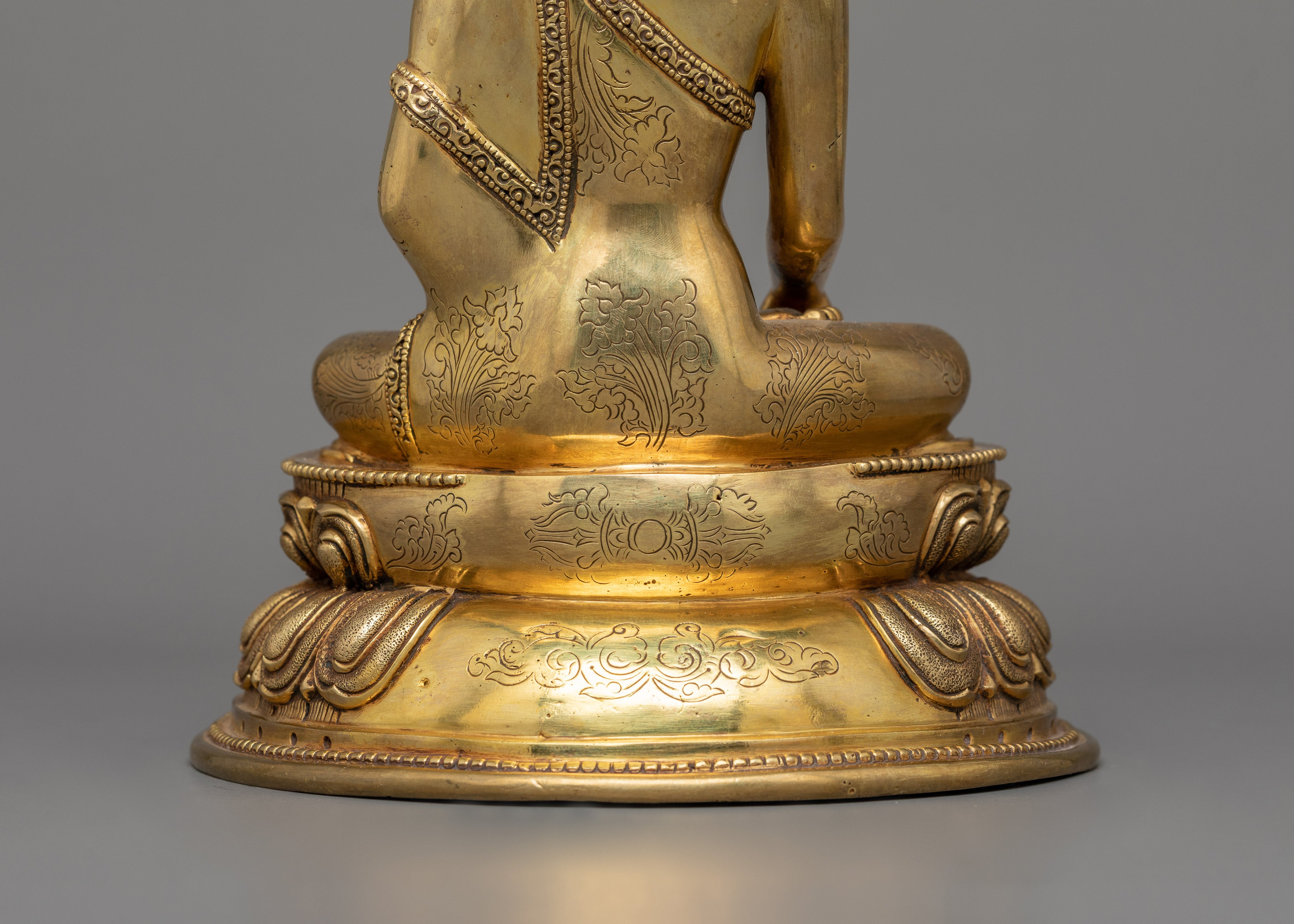 Shakyamuni Buddha For Dharma Decor Figurine | Buddha Statue for Peace and Healing
