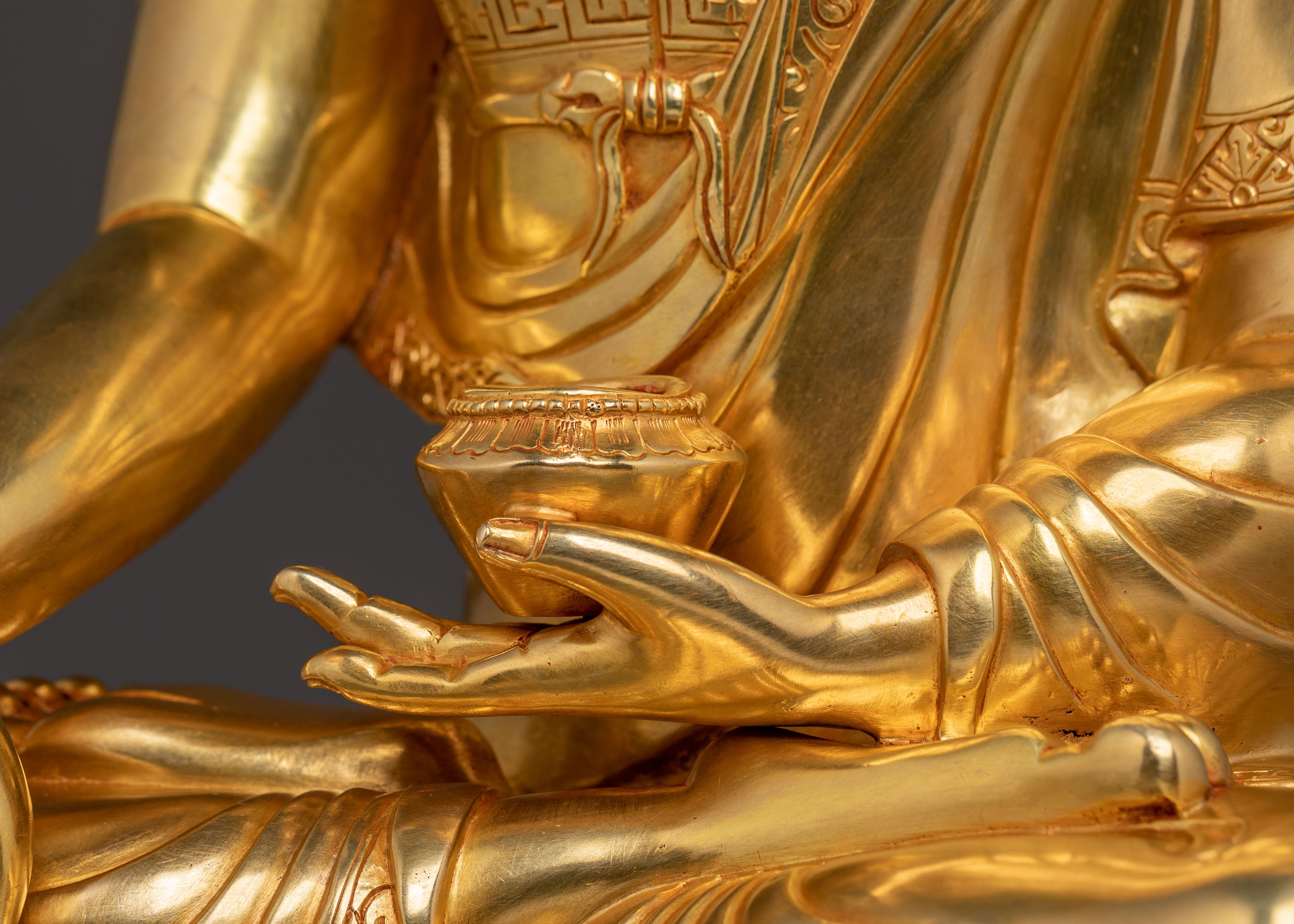 Shakyamuni Buddha Majestic Statue | Altar Decor