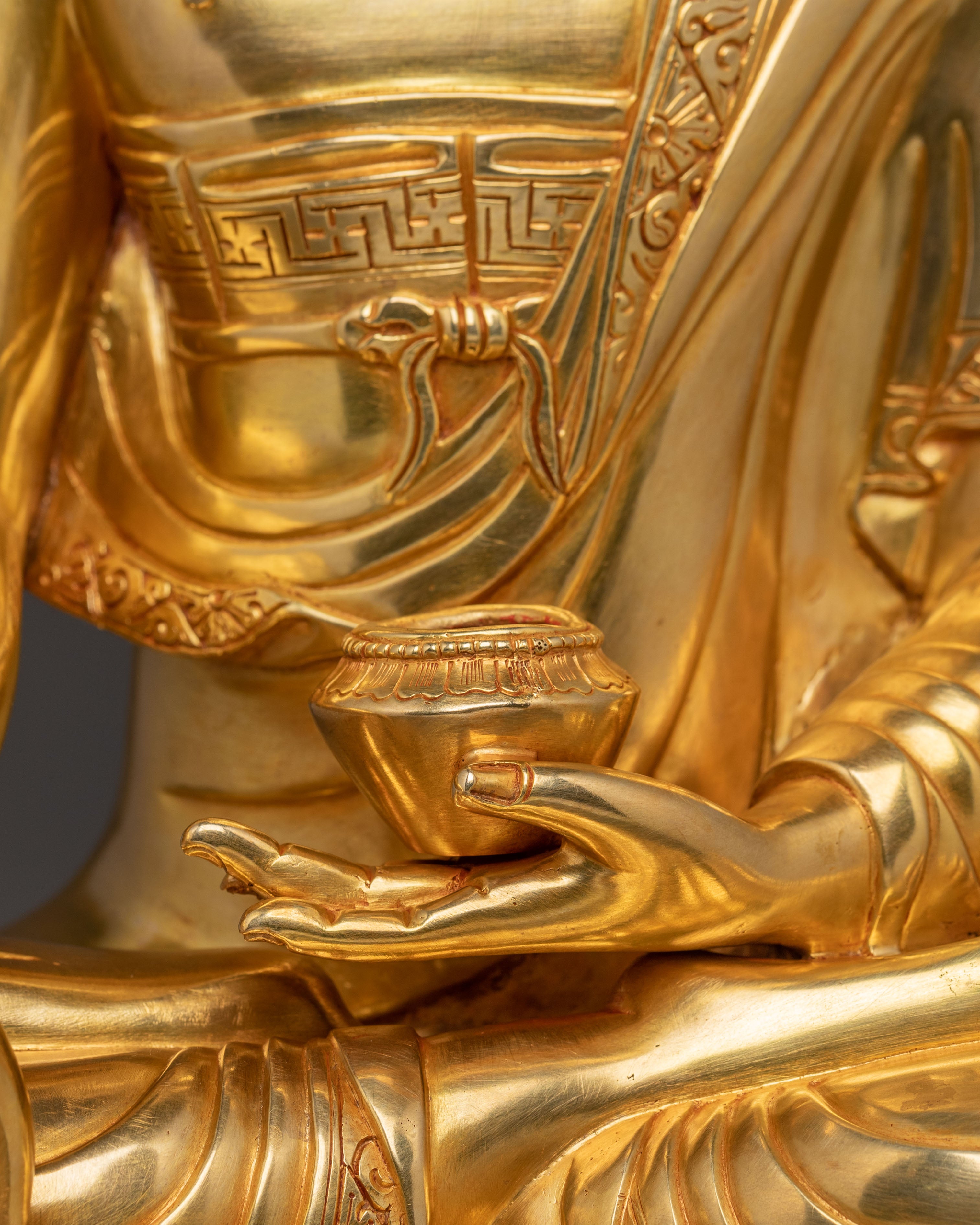 Shakyamuni Buddha Majestic Statue | Altar Decor