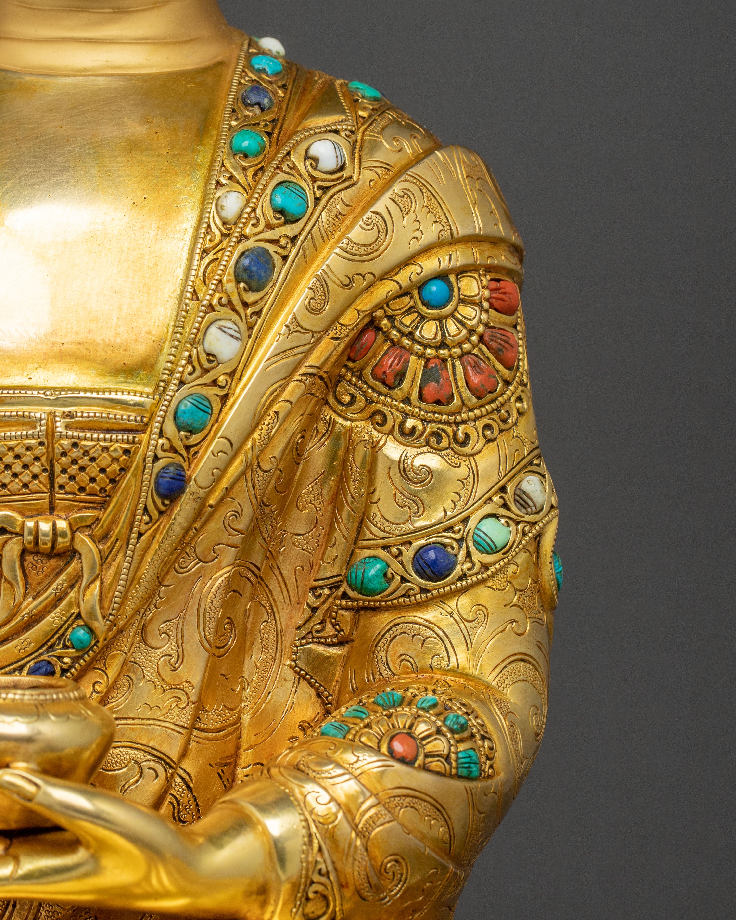 Shakyamuni Buddha Golden Dharma Statue | Enlightened Master of Wisdom