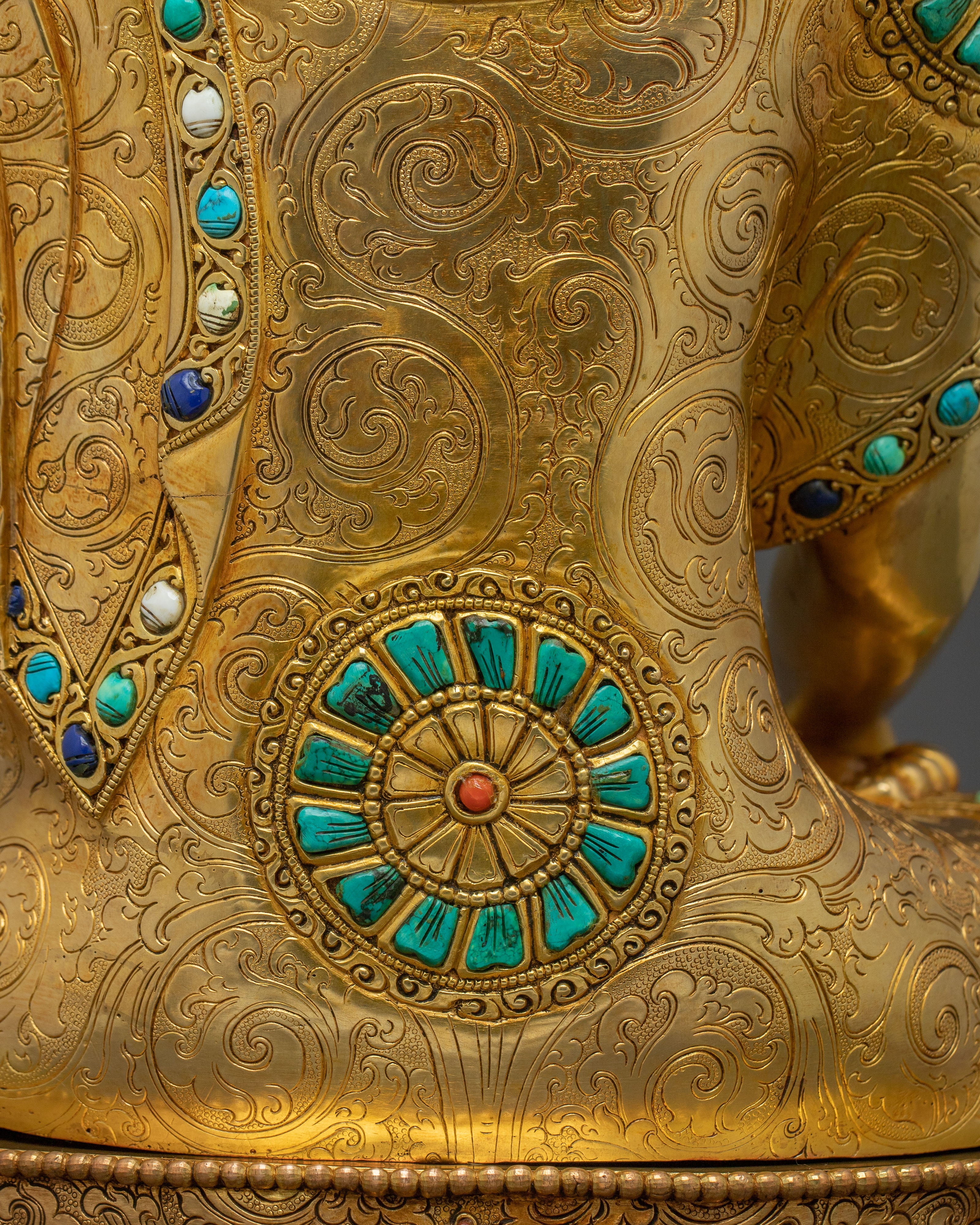 Shakyamuni Buddha Golden Dharma Statue | Enlightened Master of Wisdom
