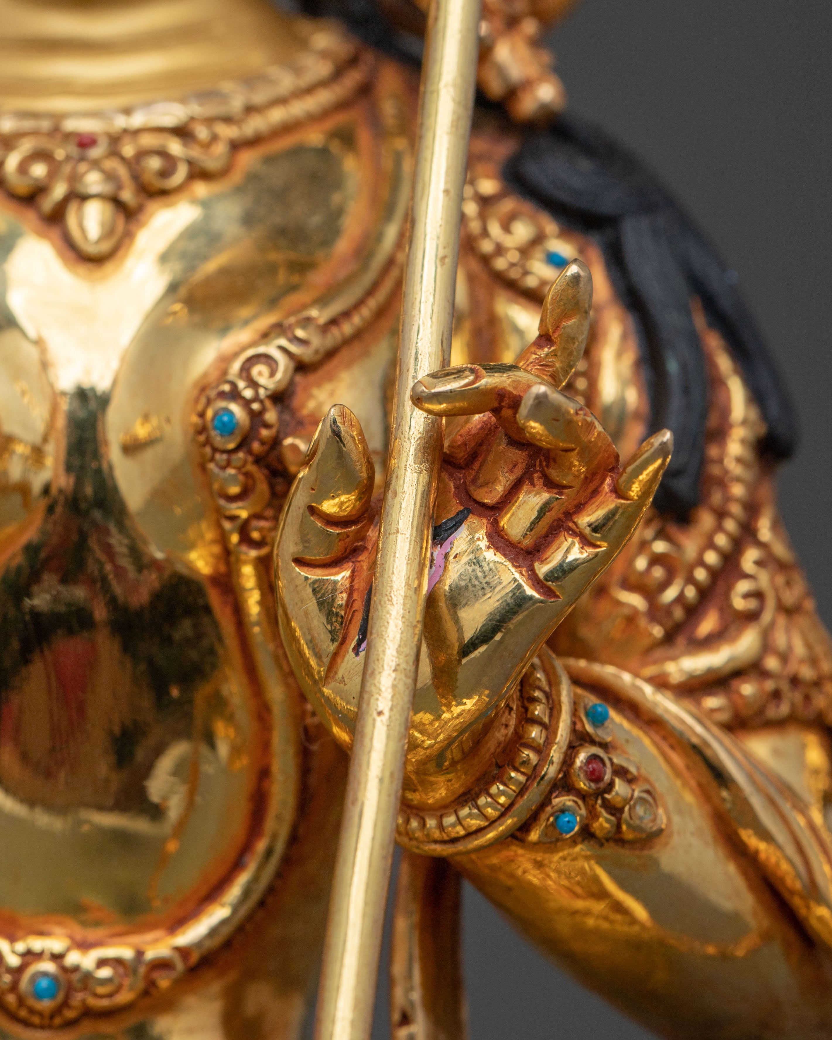 Traditional Dukar Statue | 24K Gold Gilded