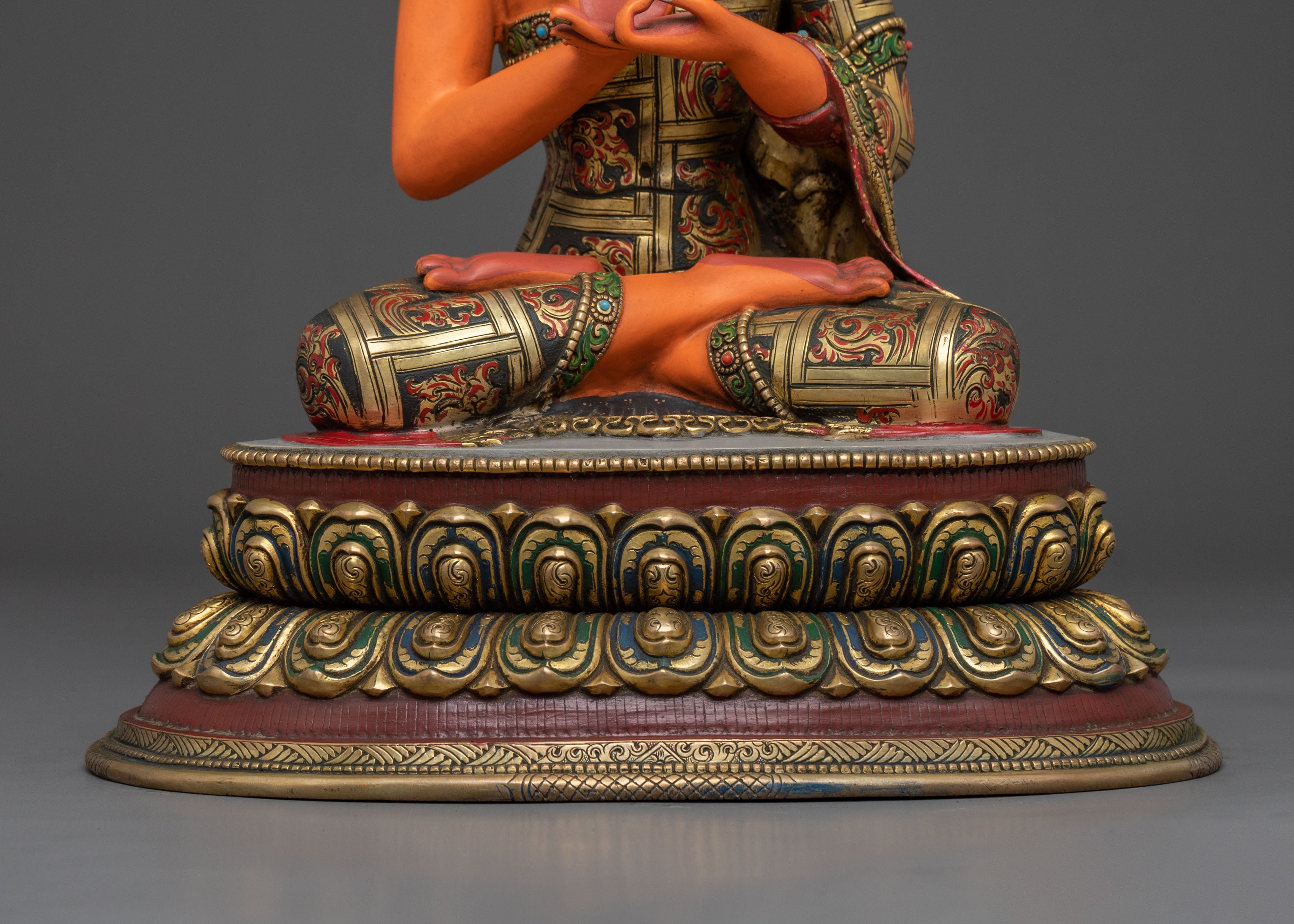 8 Buddha Sacred Statue Set | Symbol of Enlightenment and Wisdom