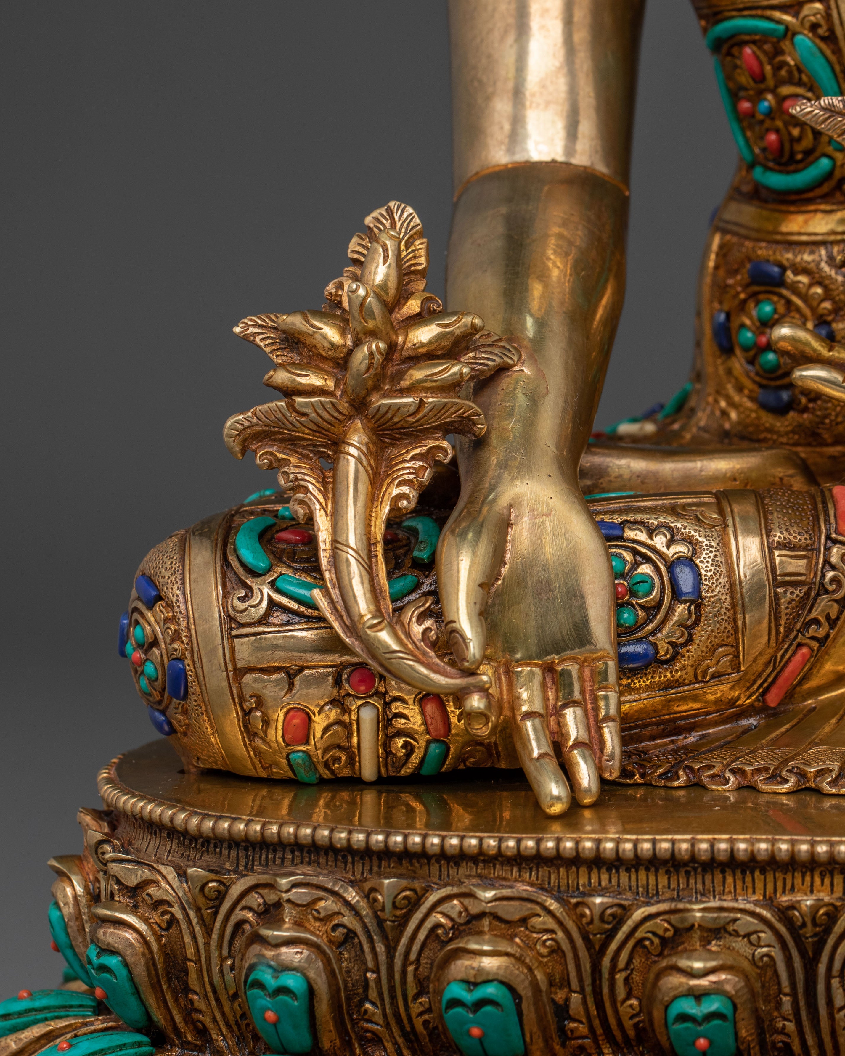 Three Buddhas Statue Set: Exquisite 24K Gold Gilded Figurines