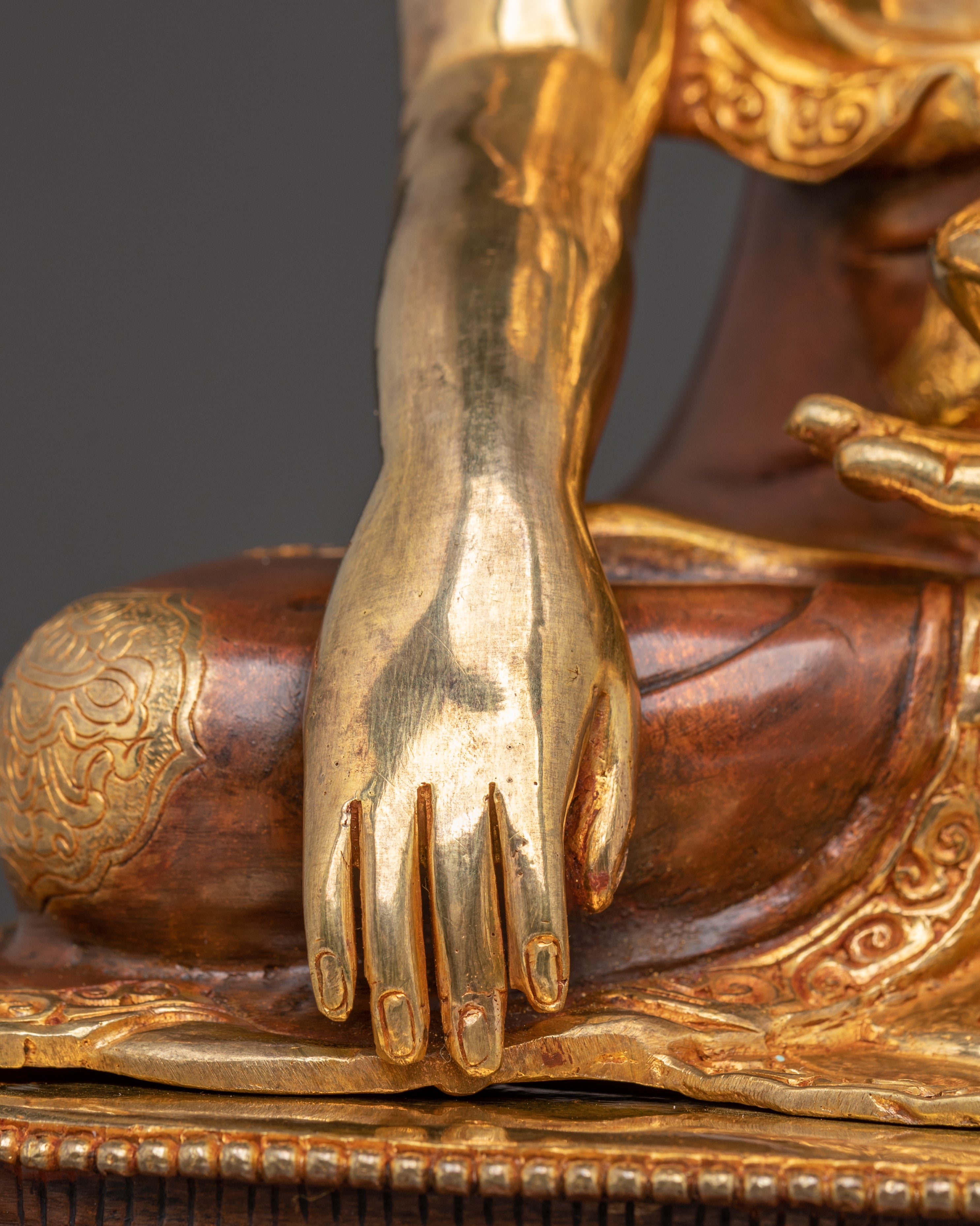 Golden Sculpture of Buddha Shakyamuni | The Awakened One