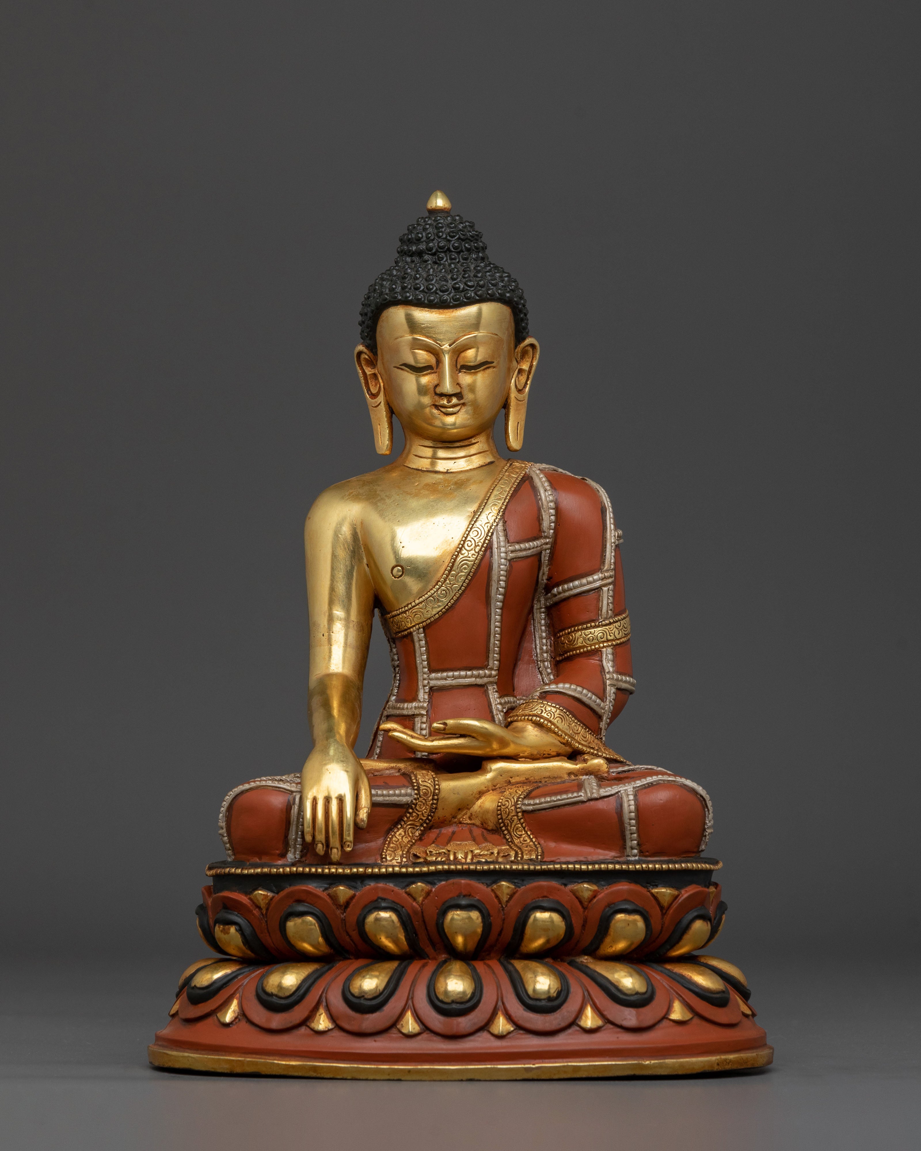 Shakyamuni Buddha Statue