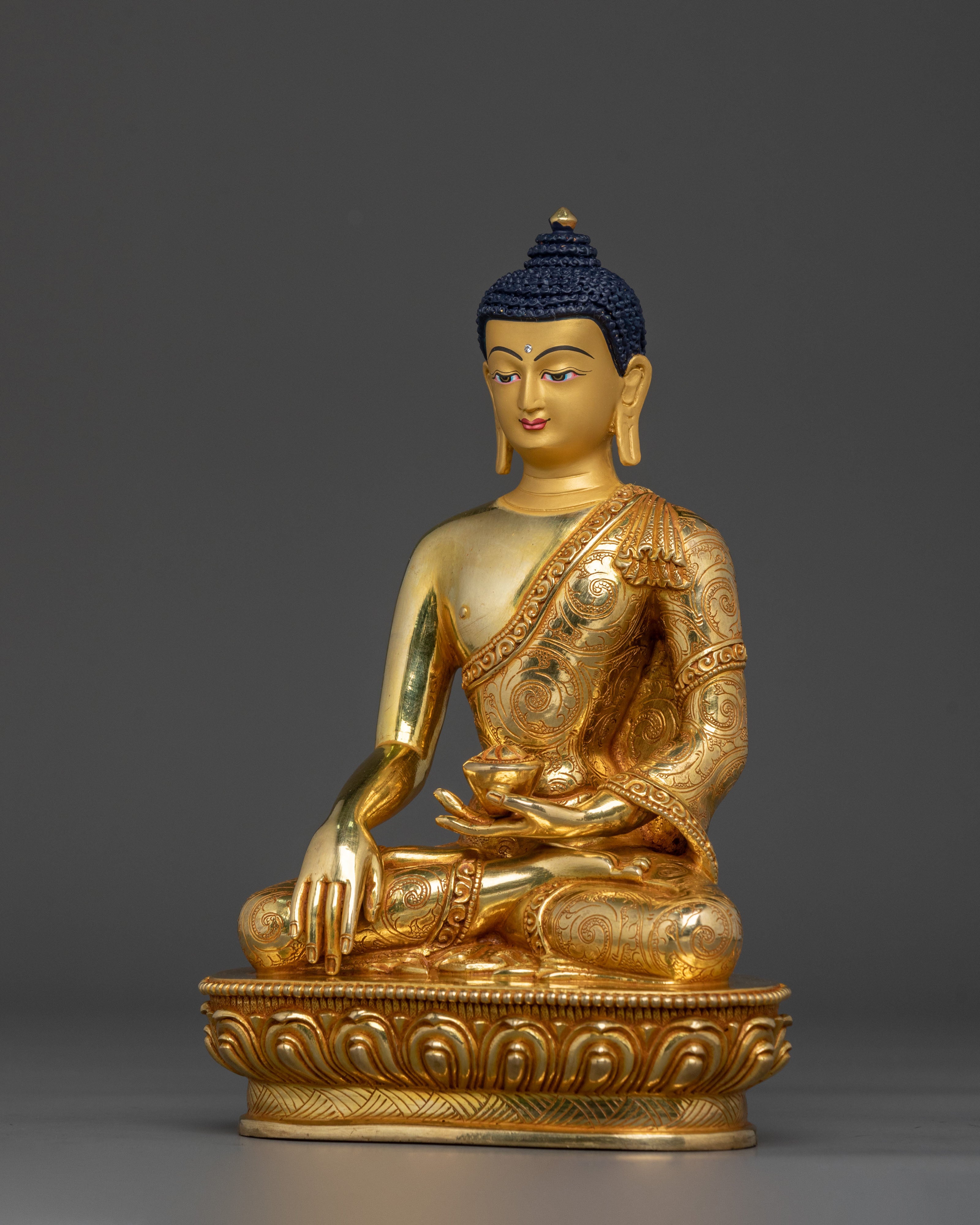 Shakyamuni Buddha Statue | Symbol of Enlightenment