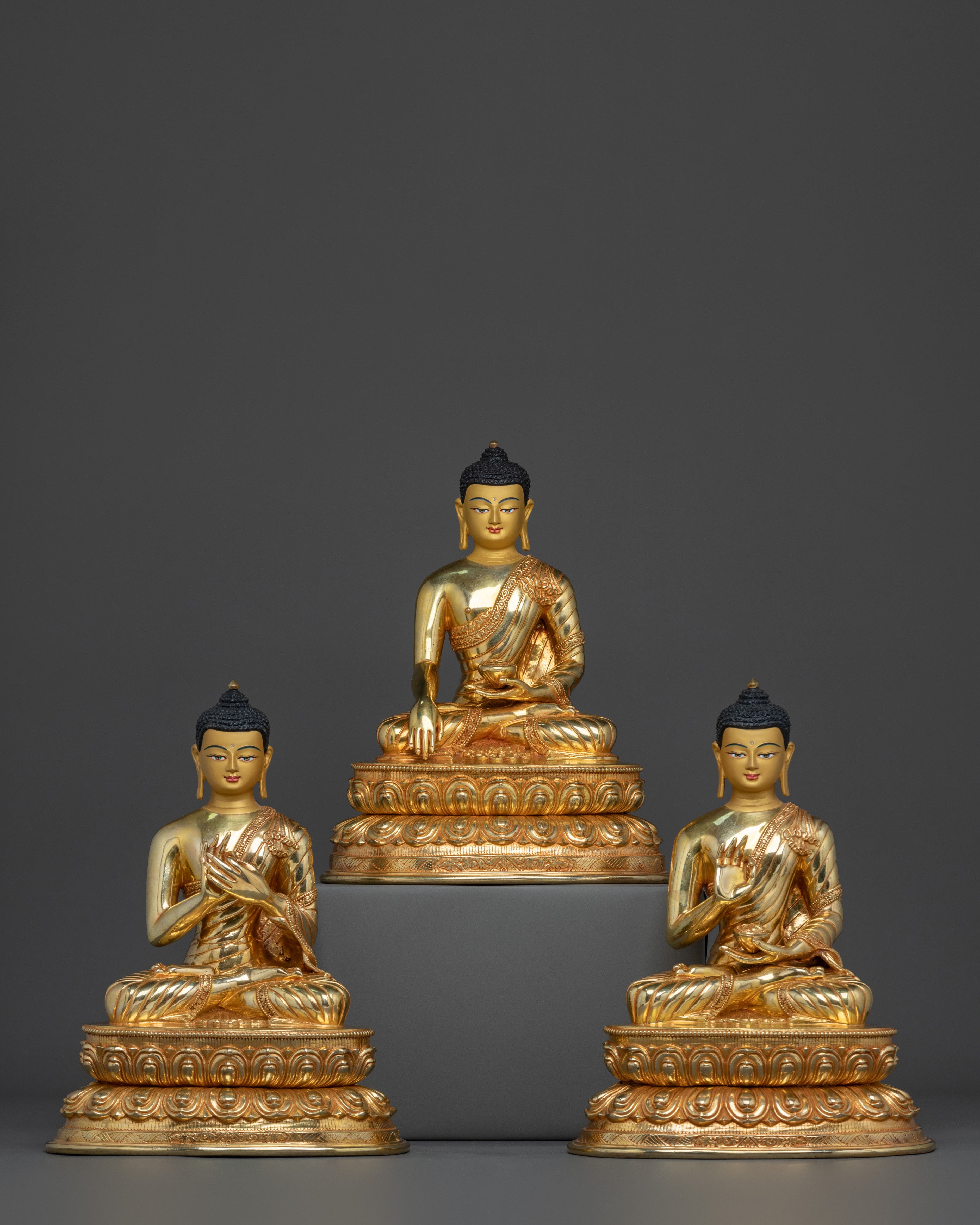Three Buddhas statue set