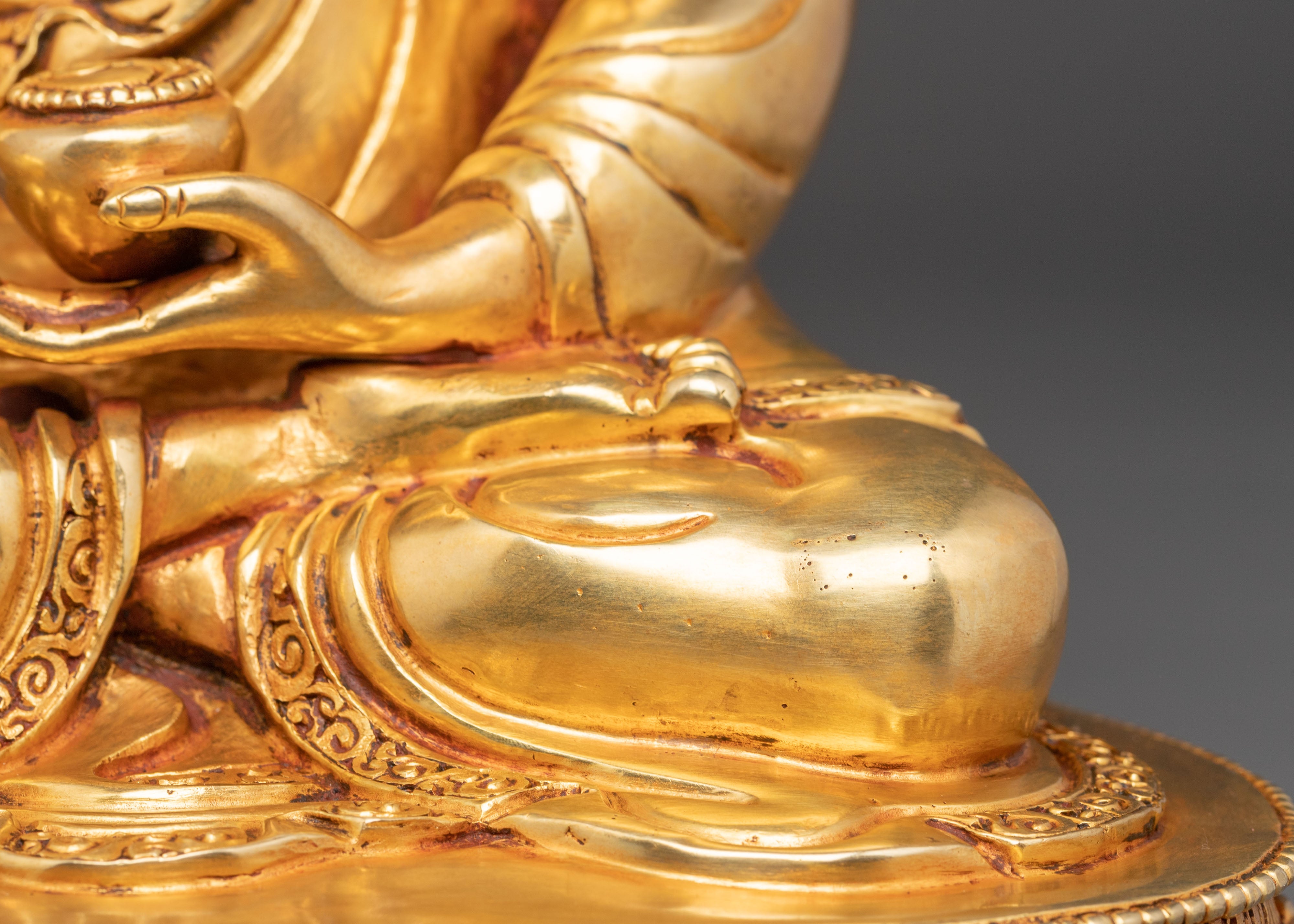 Shakyamuni Buddha Statue: Symbol of Wisdom
