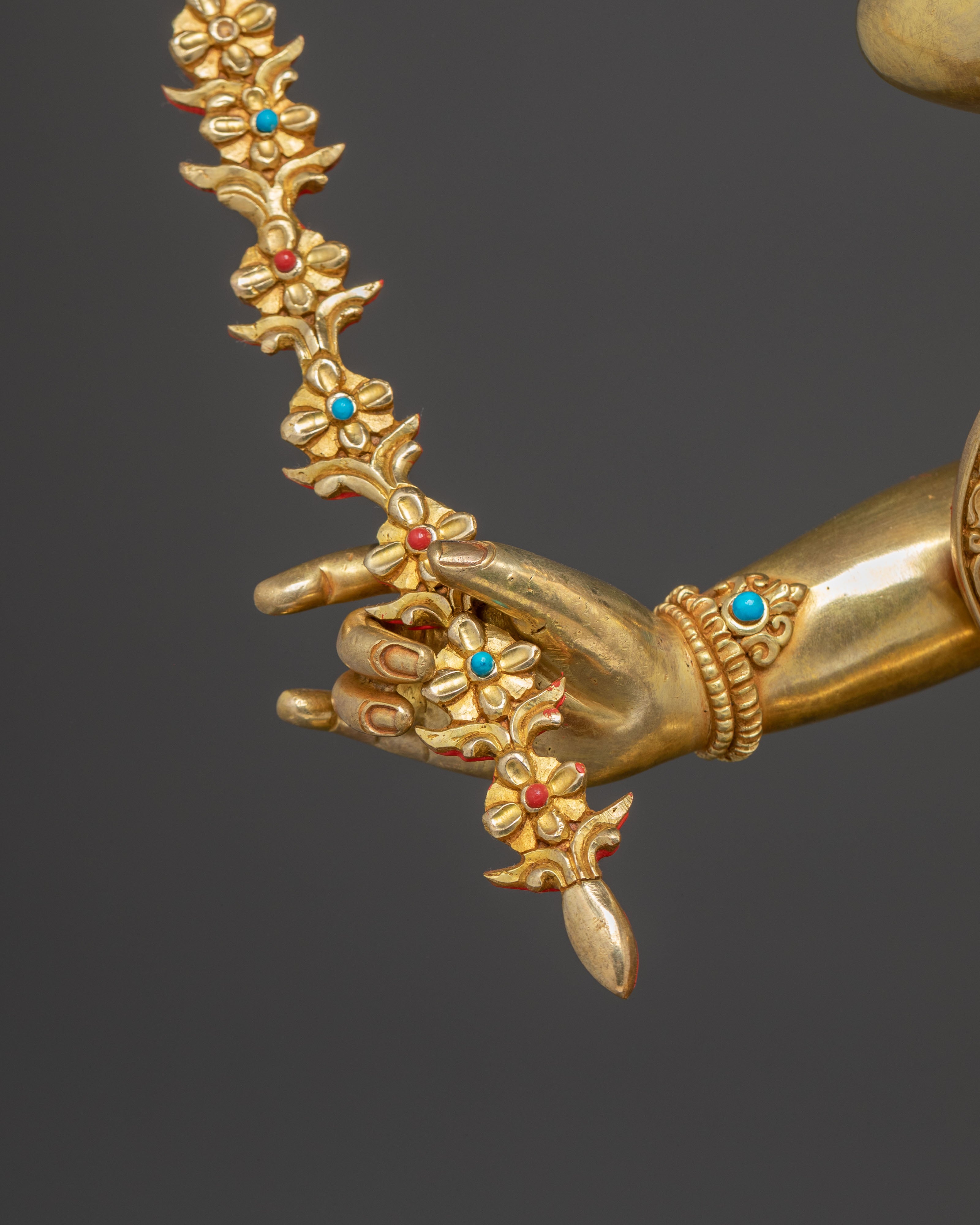 Kurukulla Sculpture: The Goddess of Attraction | Powerful Vajrayana Deity