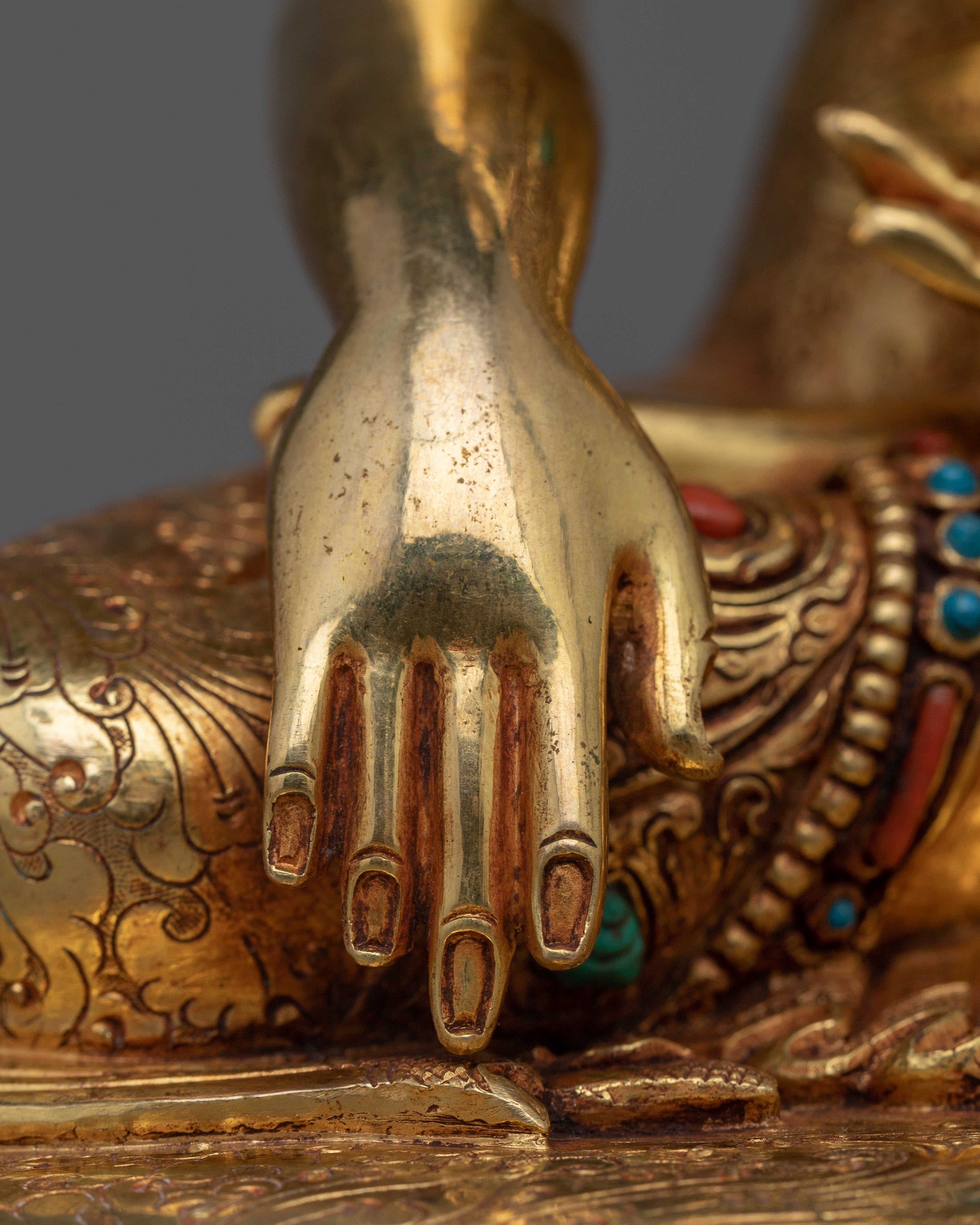 Gautam Buddha Golden Statue | High Quality Sculpture of Shakyamuni Buddha