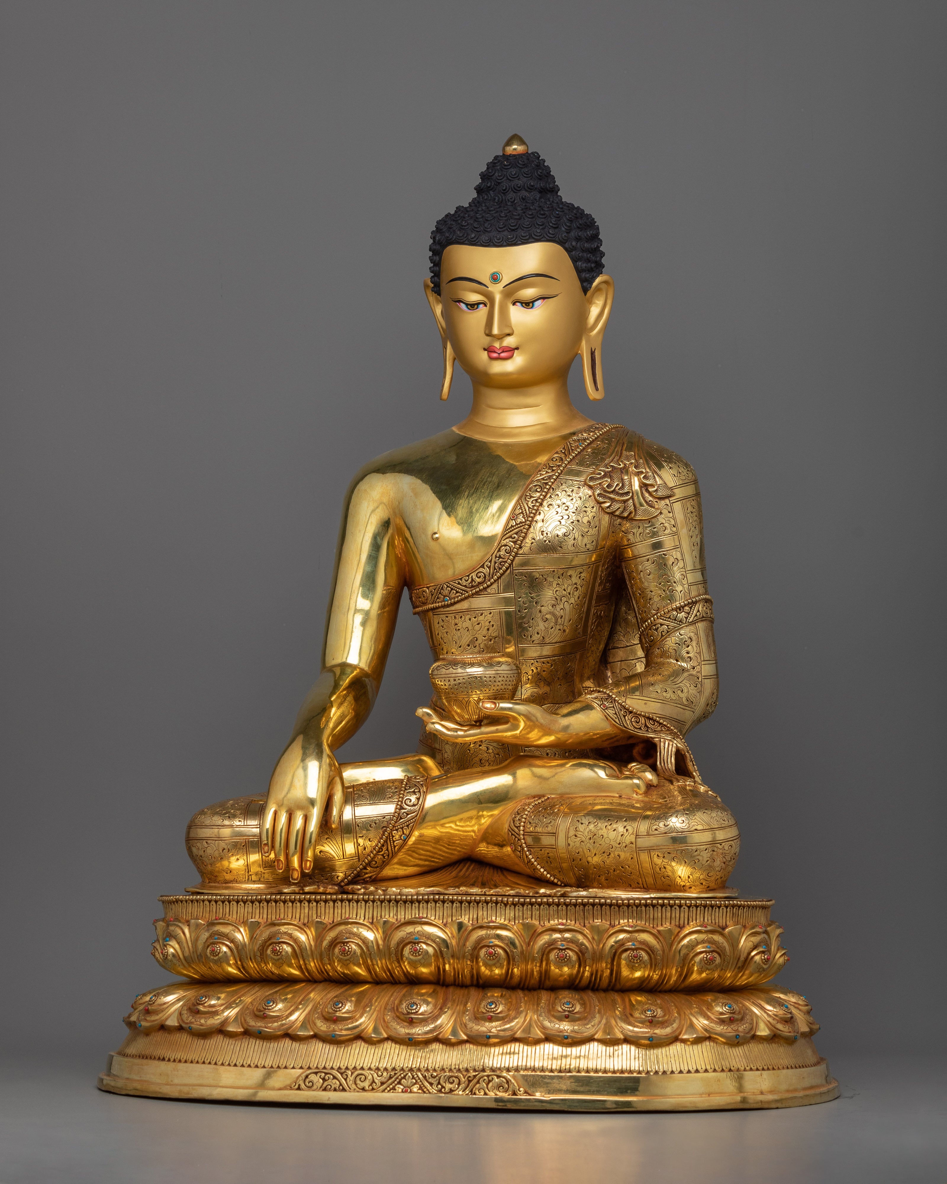 Siddhartha Gautama Buddha Statue | A Majestic Piece of Artistic Excellence