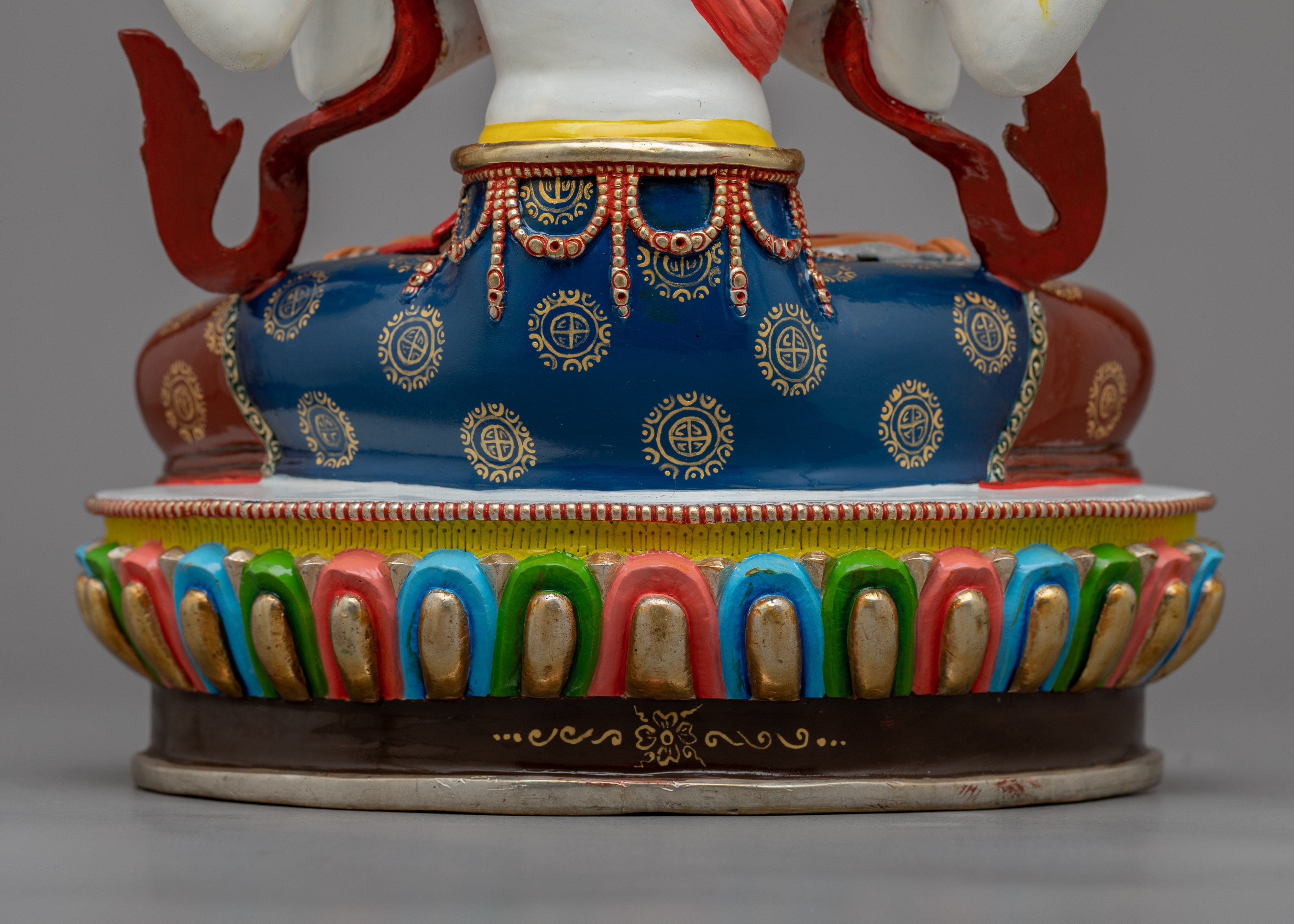 Chenrezig Meditation Practice | Chenrezig Statue: An Epitome of Compassion and Serenity