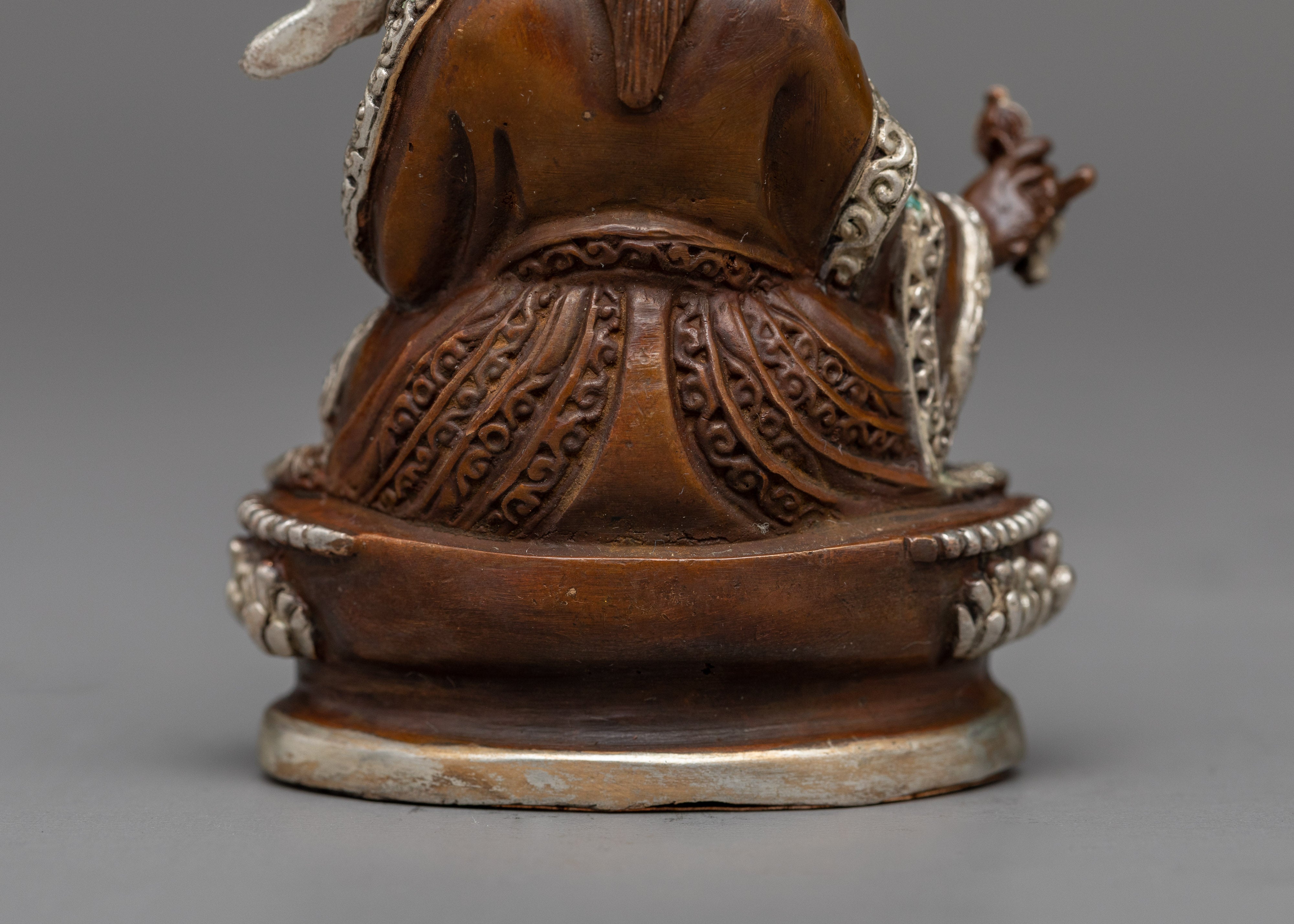 Guru Rinpoche Statue Tso Pema | Encounter Spiritual Wisdom