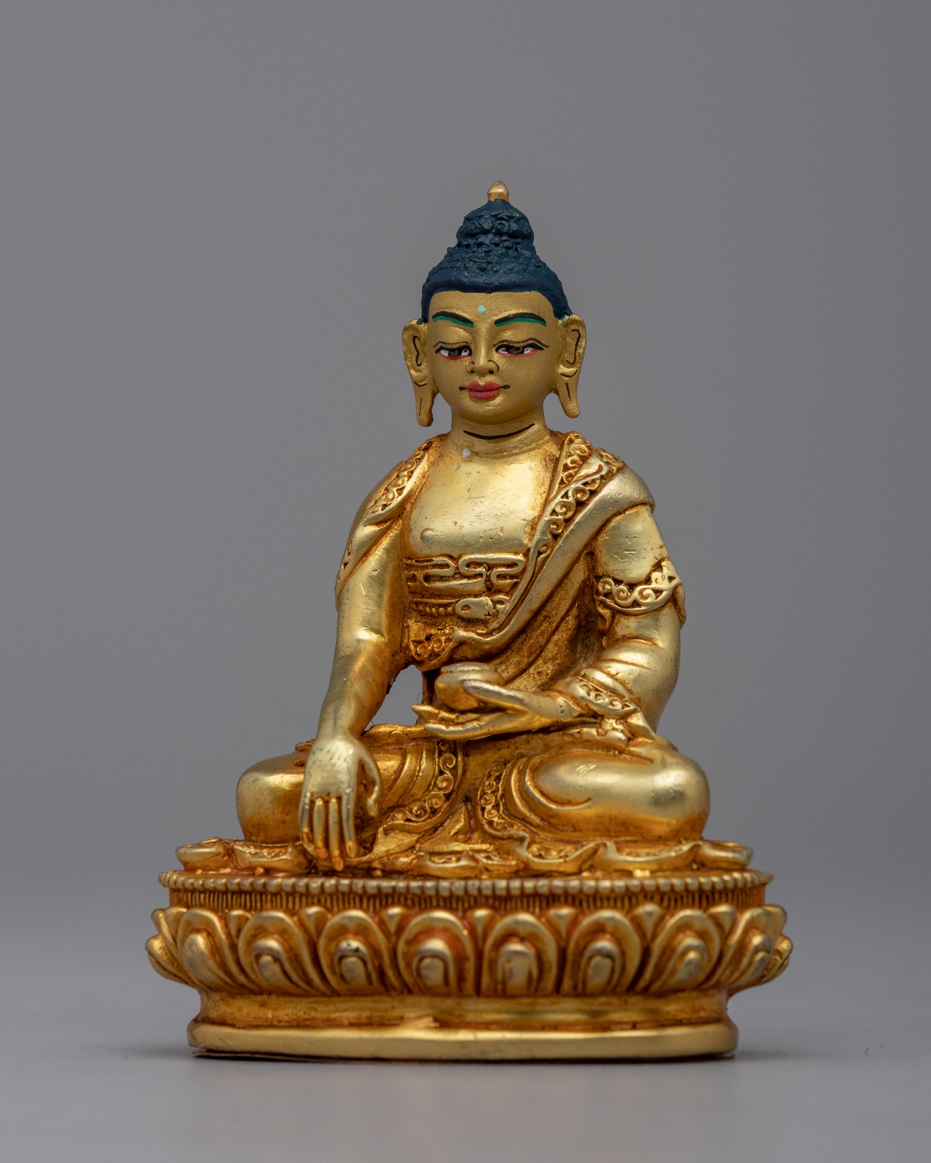 Experience Tranquility with Our Little Buddha Shakyamuni Copper Statue | Machine Made Figurine