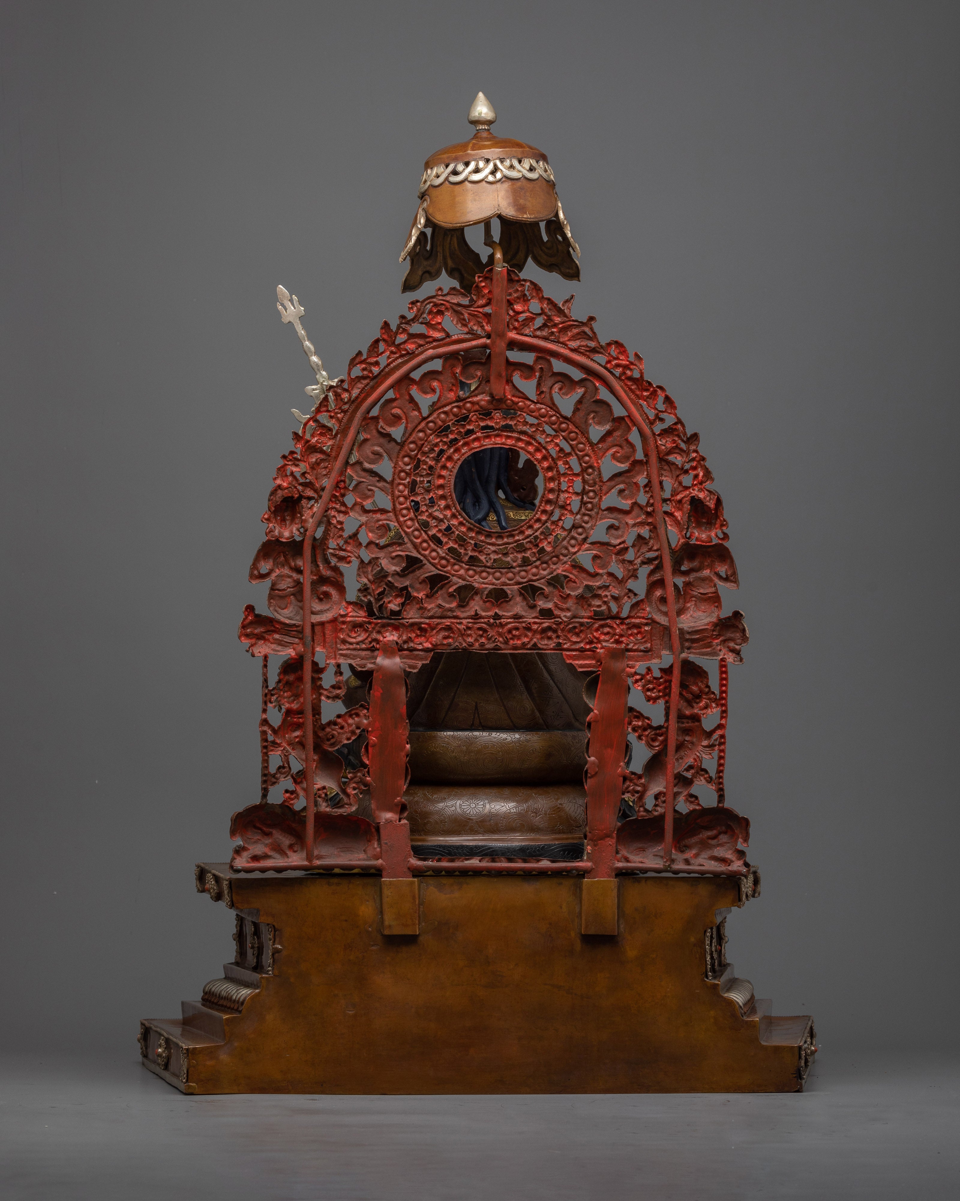 Guru Rinpoche Mantra | The Lotus-Born Master Seated on a Grand Throne