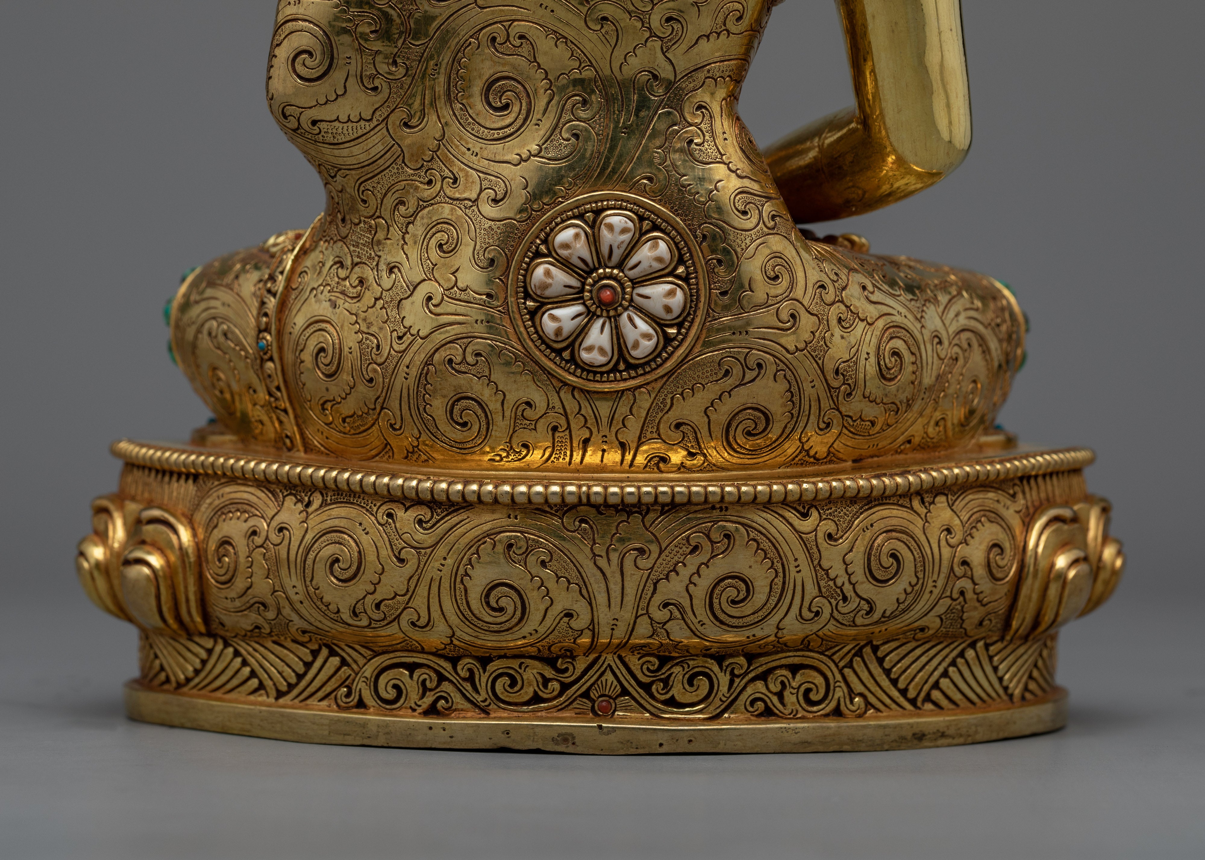 Praise to Amitabha Buddha with our Exquisite Statue | Bask in the Serene Light Buddha