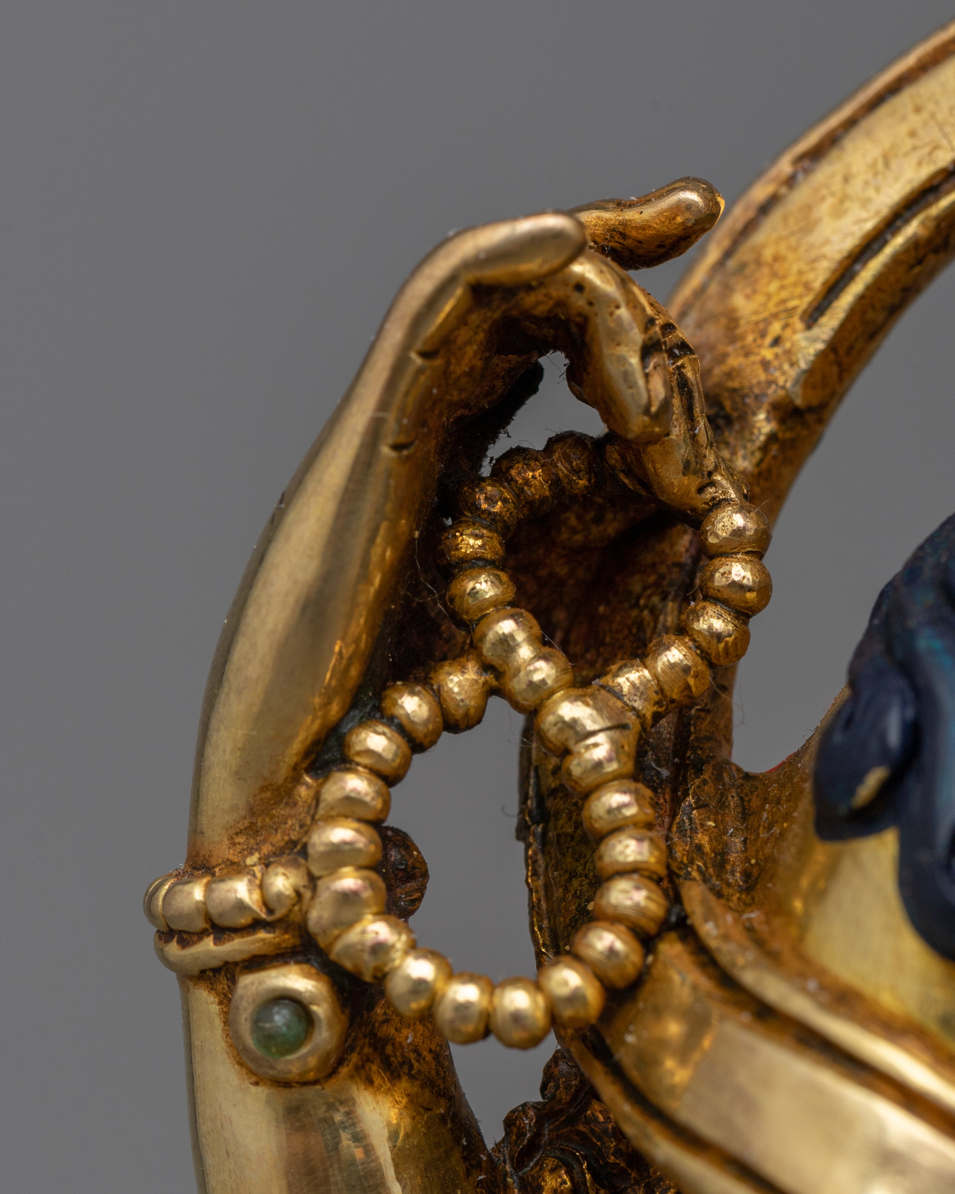 Chenrezig Tibetan Avalokiteshvara Statue | Embrace Compassion & Love