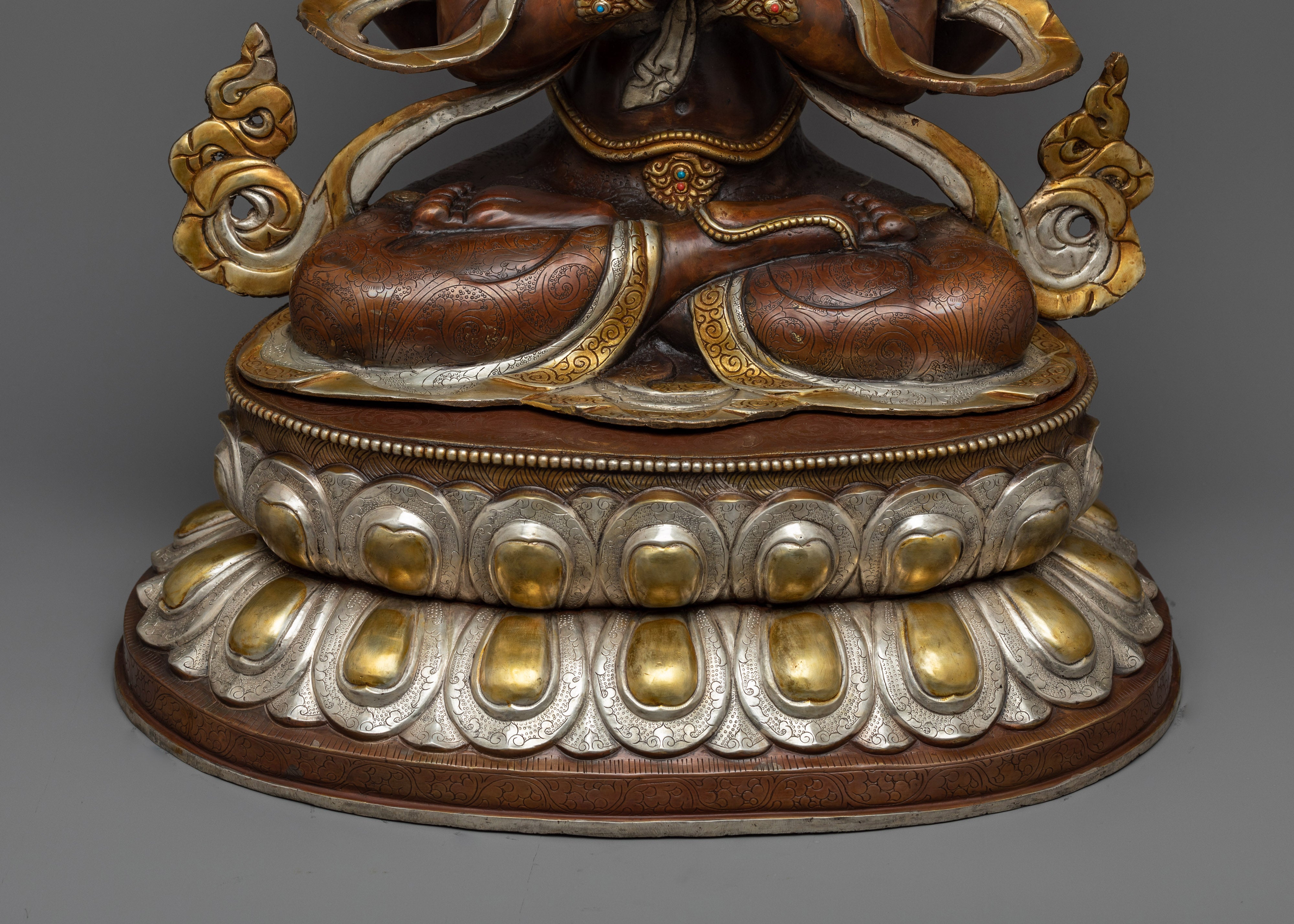 The God of Kindness and Compassionate Love | Buddhist Deity Chenrezig