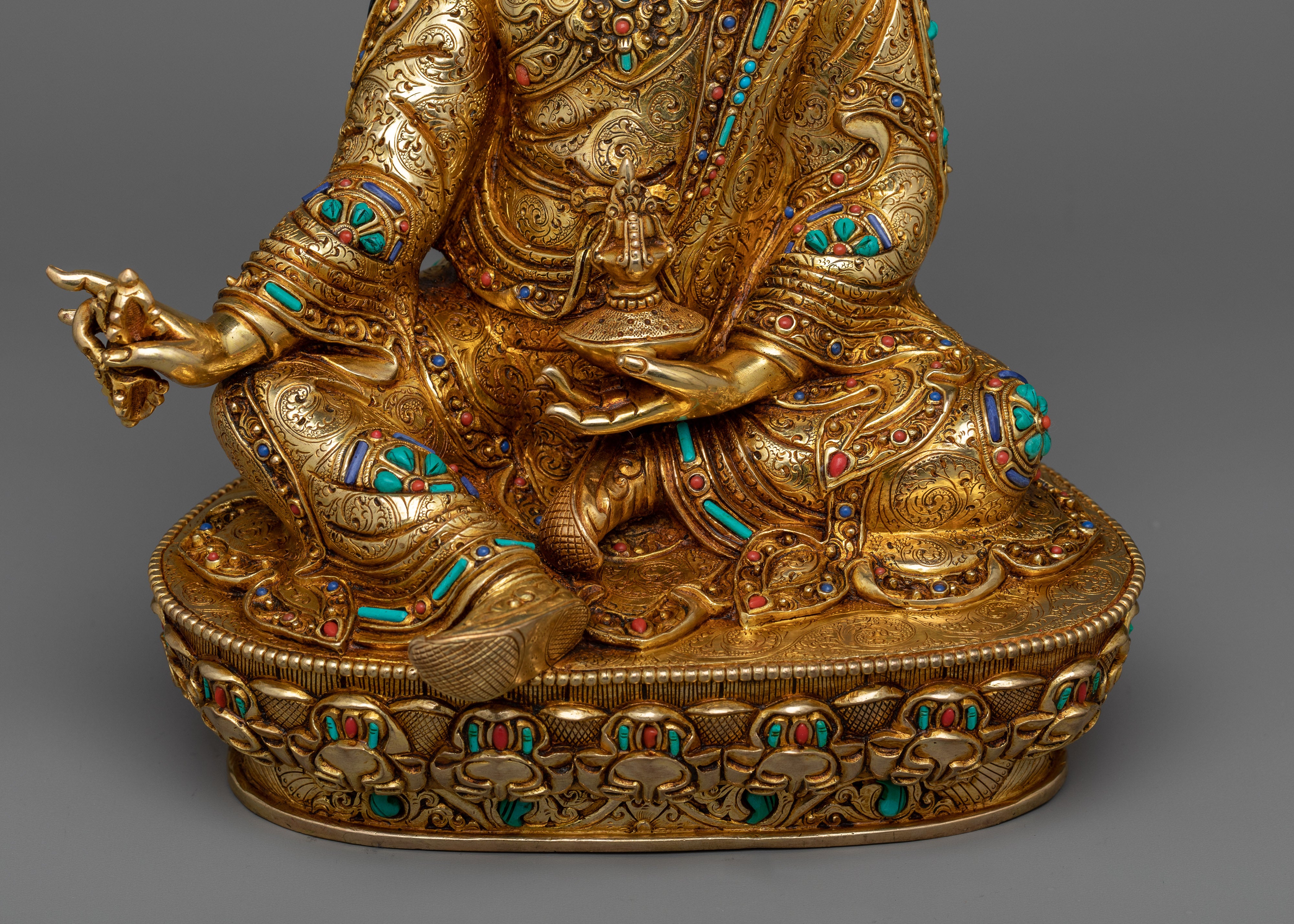 The Lotus-Born Buddha Statue | Embrace Tranquility with our Guru Rinpoche