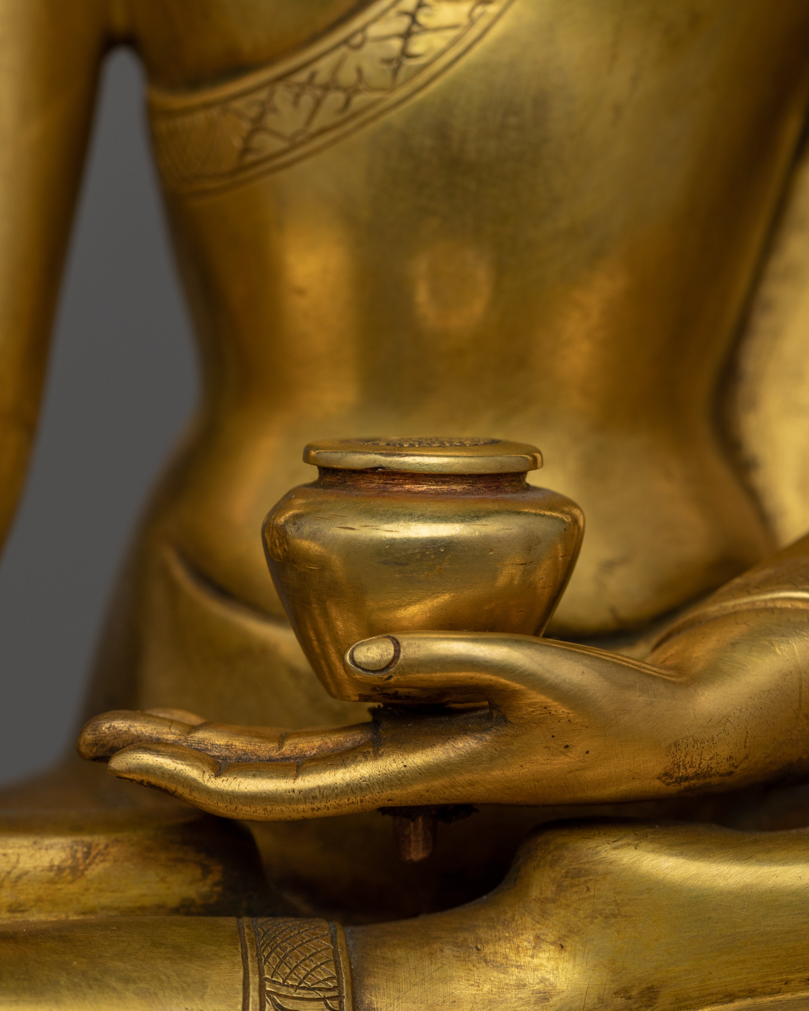 Shakyamuni Buddha Meditation Statue | Enlighten Your Space with our Premium Sculpture