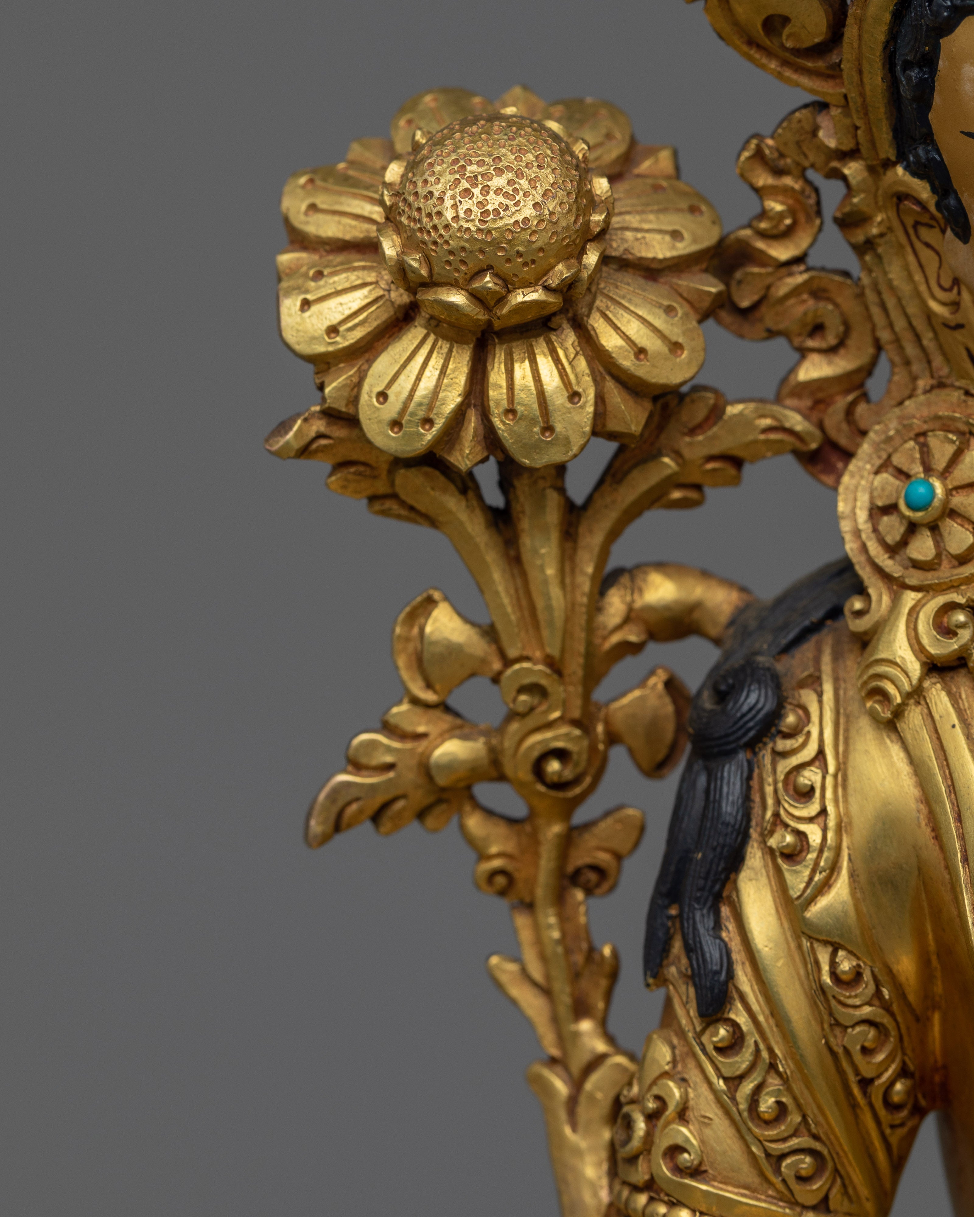 Exquisite Saptalocanā "White Tara" Statue | Nurture Compassion with our Sculpture