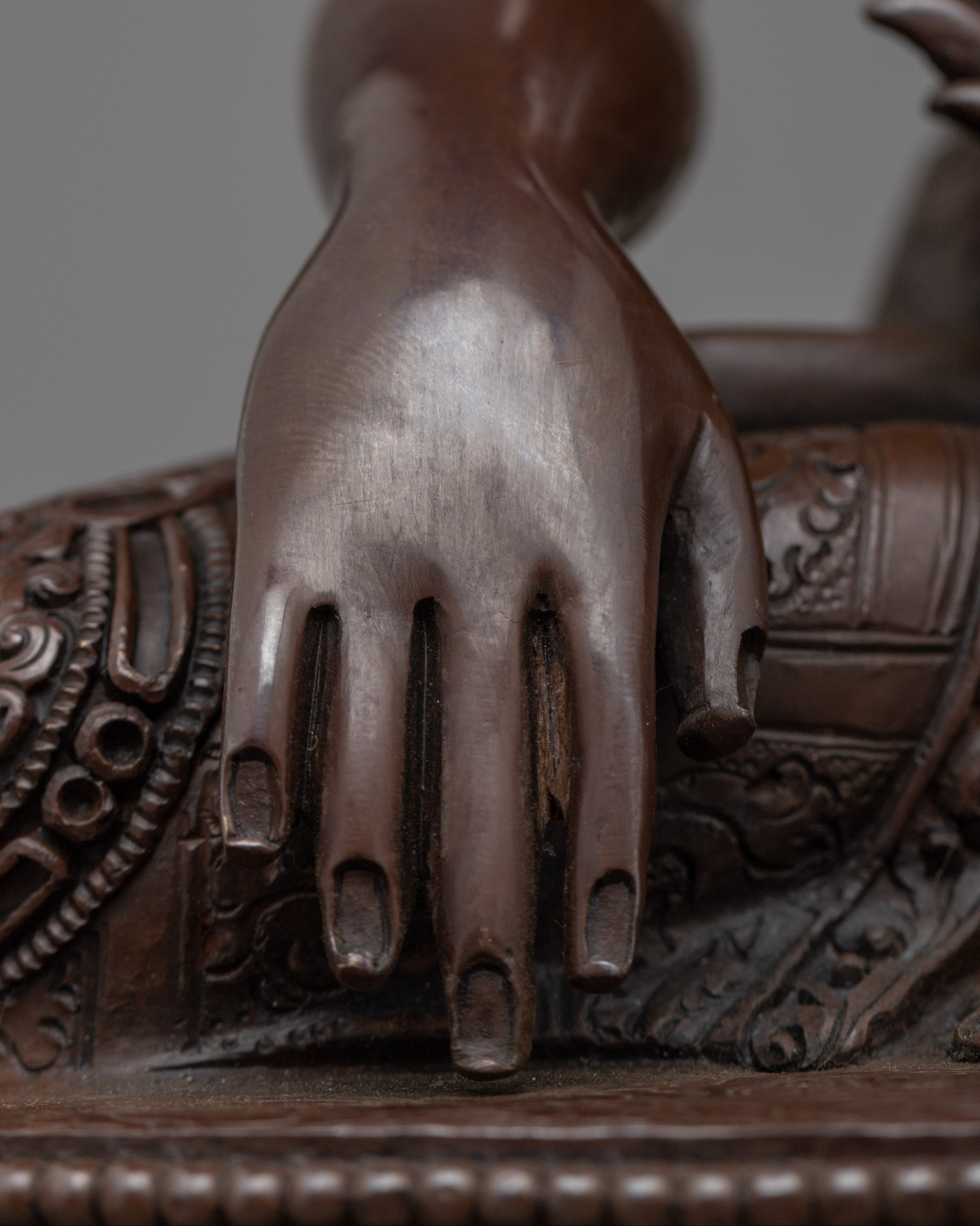 Premium Sakya Muni Buddha Statue | Usher in Peace with our Sculpture