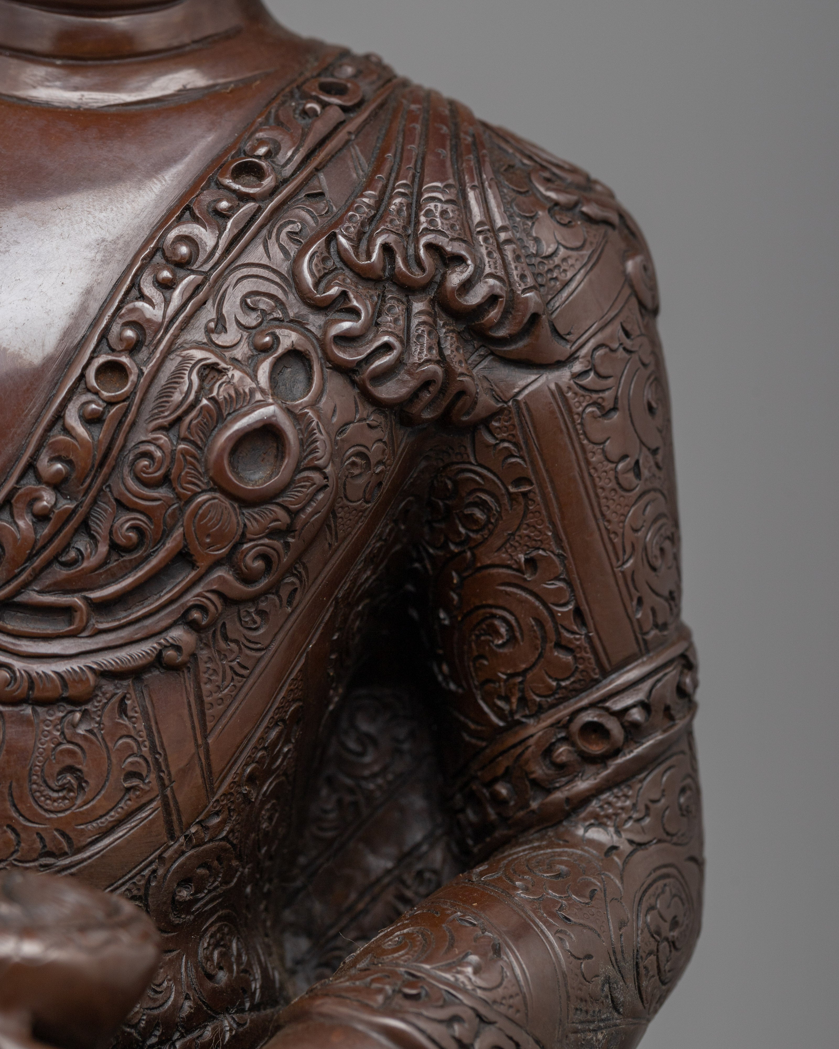 Premium Sakya Muni Buddha Statue | Usher in Peace with our Sculpture