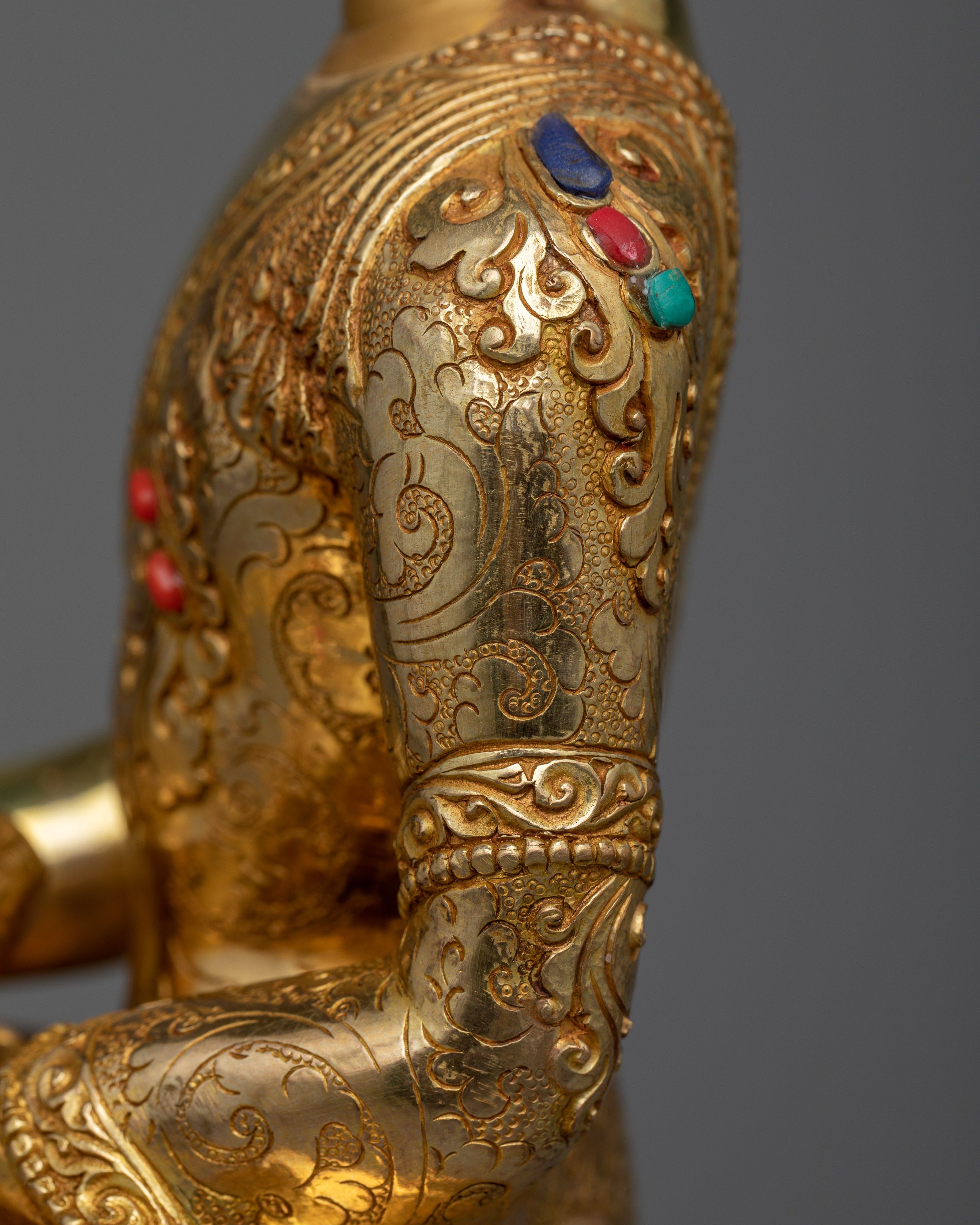 Siddhartha Gautama was a Prince who became the Buddha | Himalayan Golden Sculpture