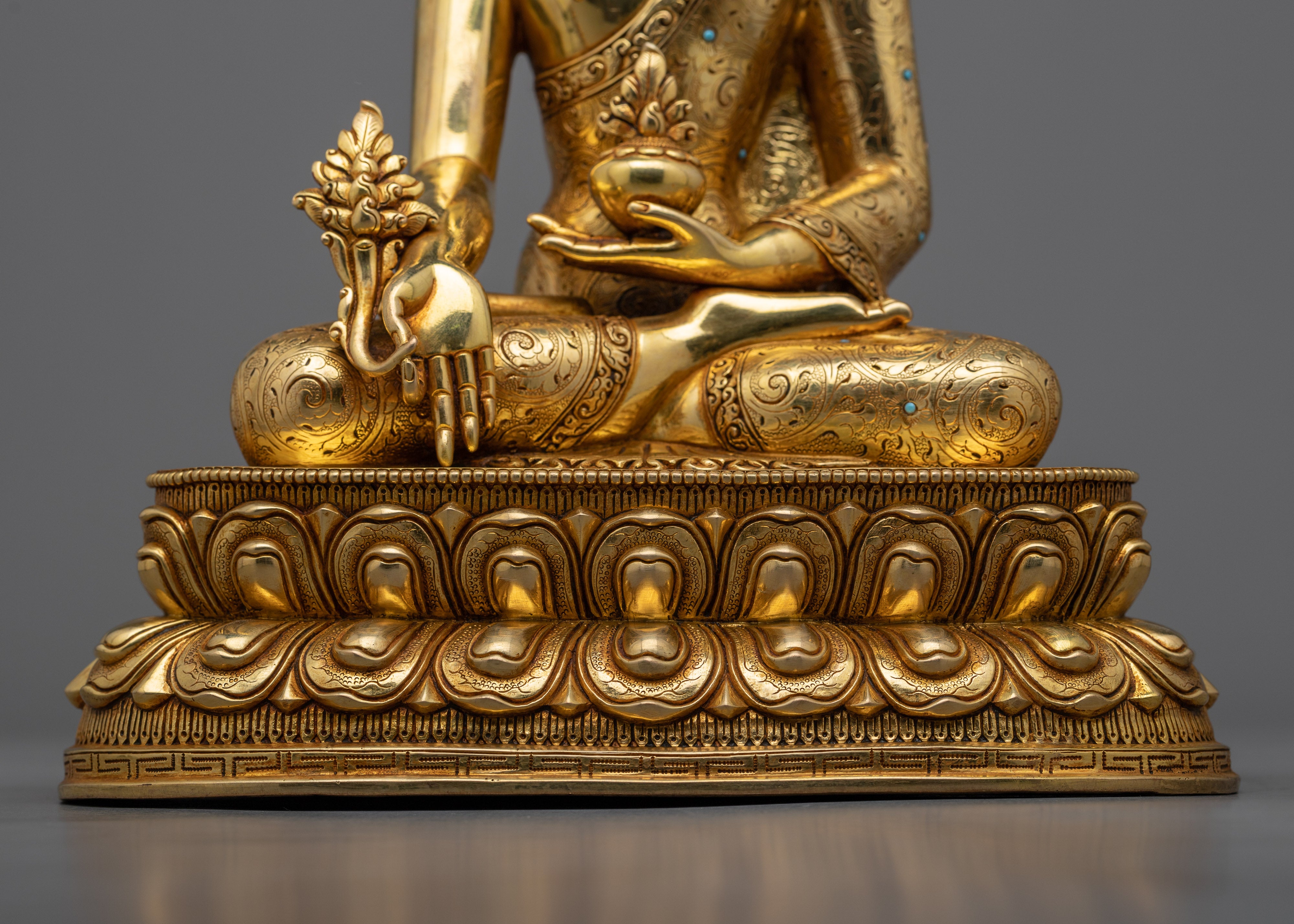The Medicine Buddha Sculpture | Experience Tranquility with Buddha