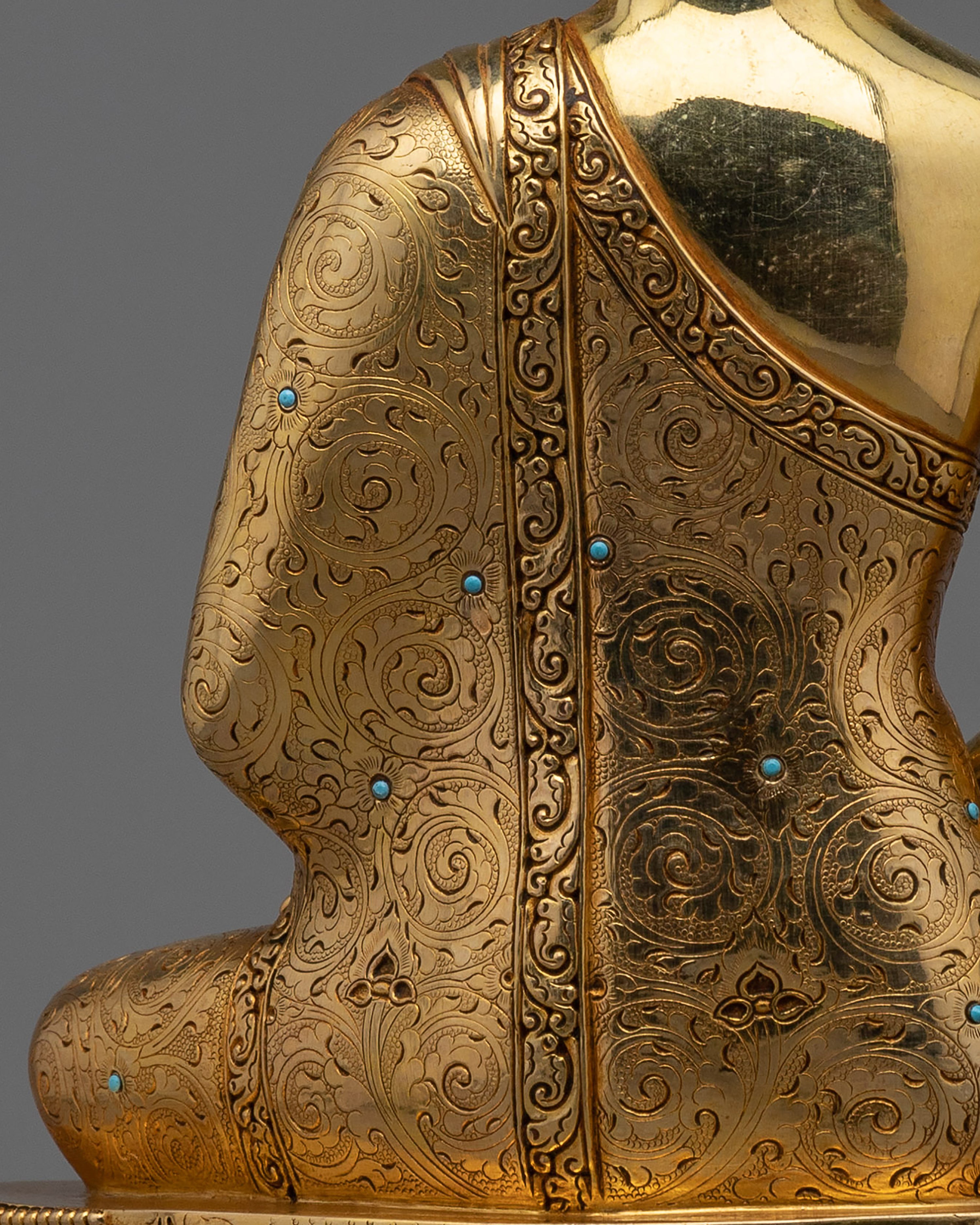 Amitabha Buddha Statuette | Unlock Eternal Peace with Gold Gilded Statue