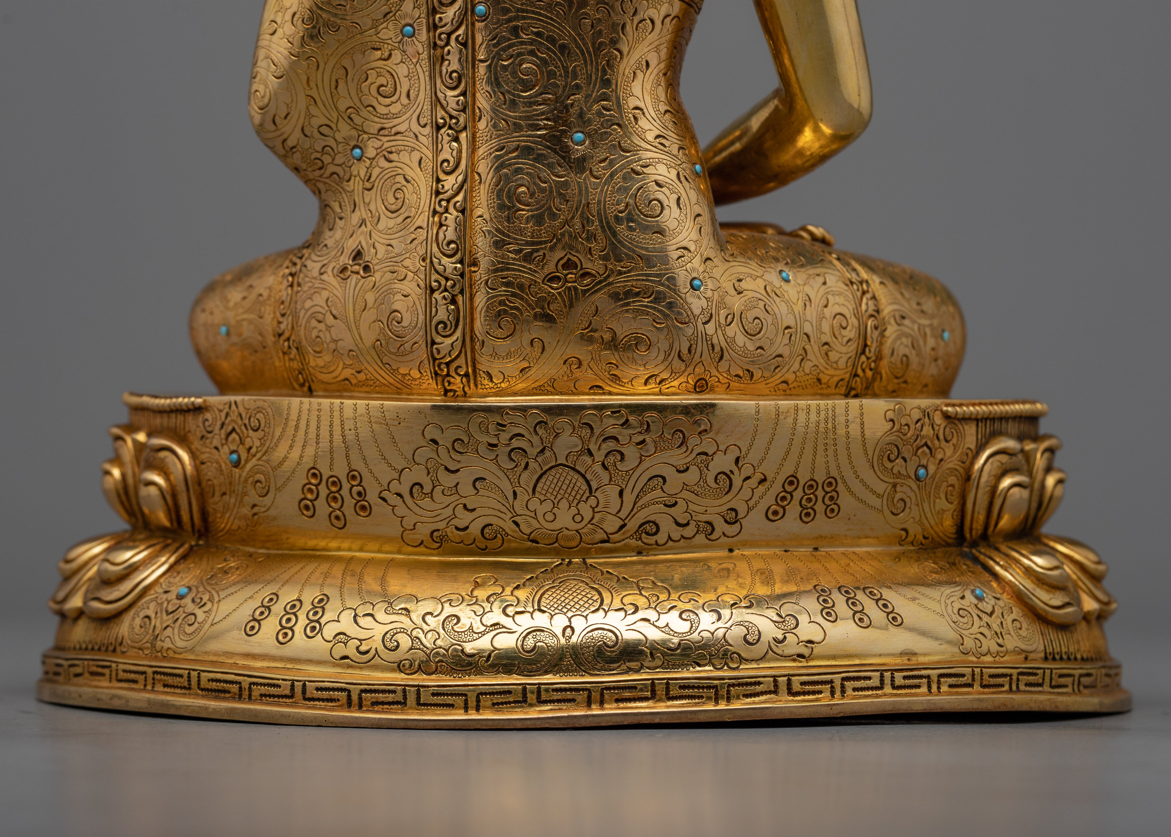Amitabha Buddha Statuette | Unlock Eternal Peace with Gold Gilded Statue