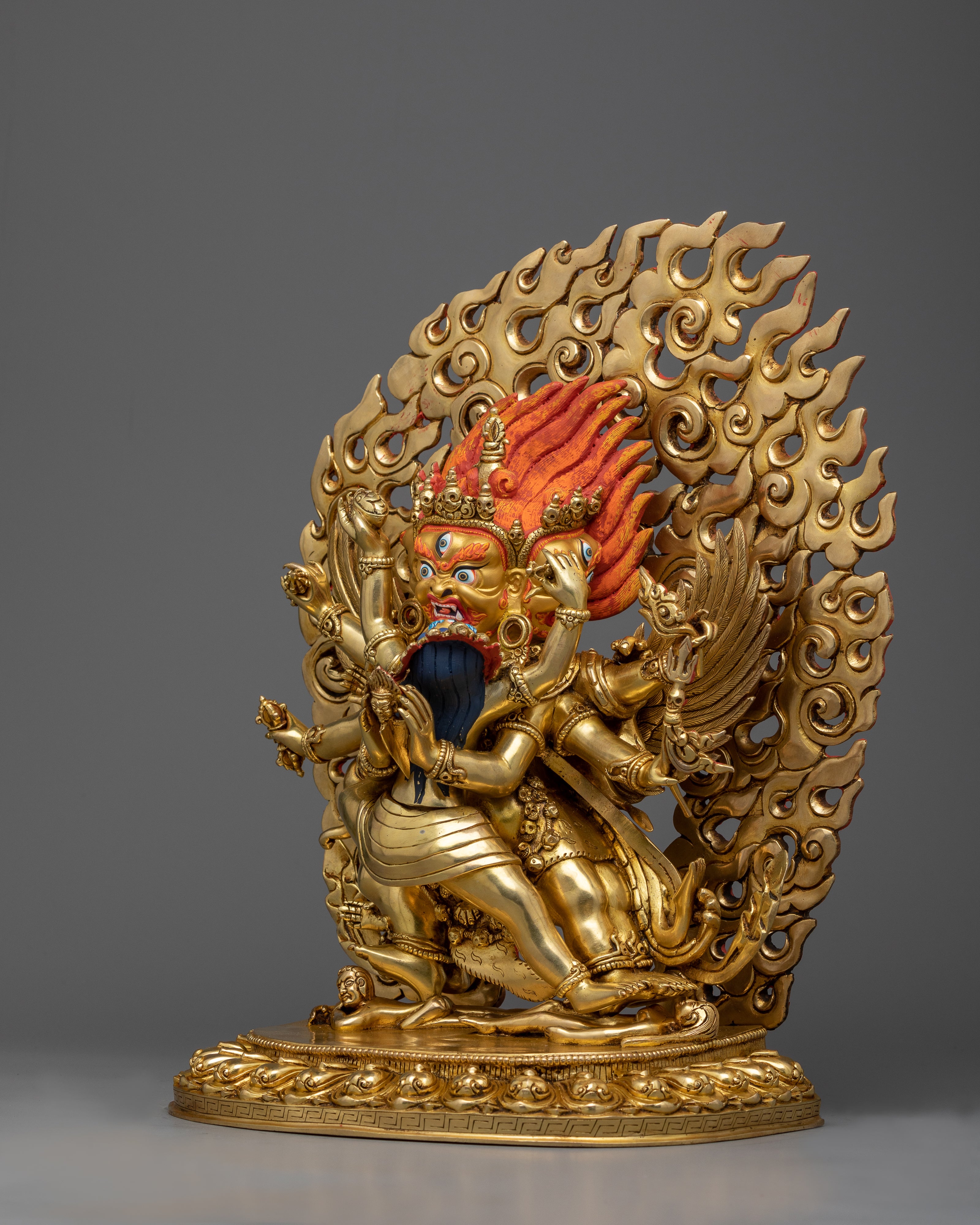 vajrakilaya-statue