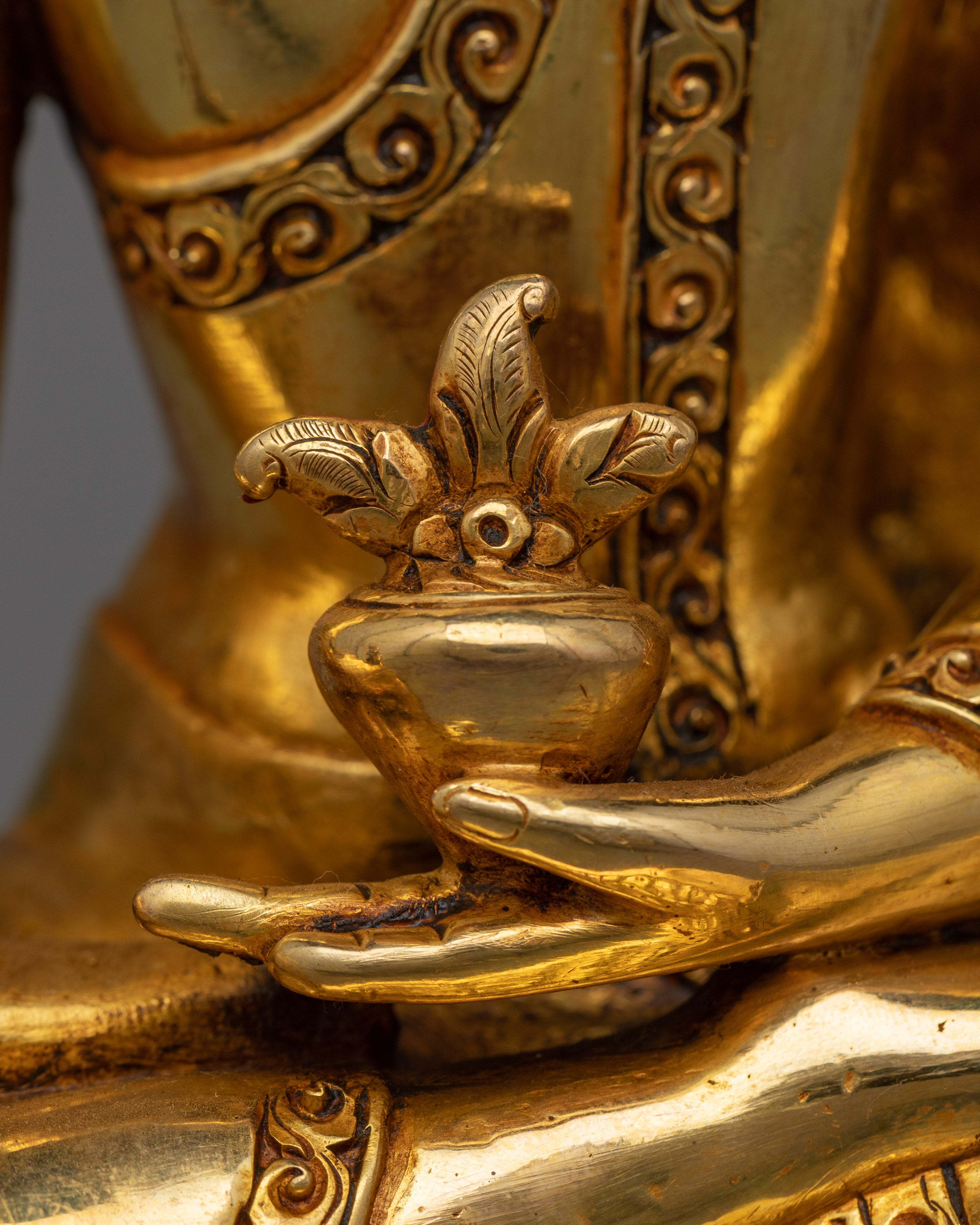 Medicine Buddha Charming Sculpture | An Icon of Healing and Serenity