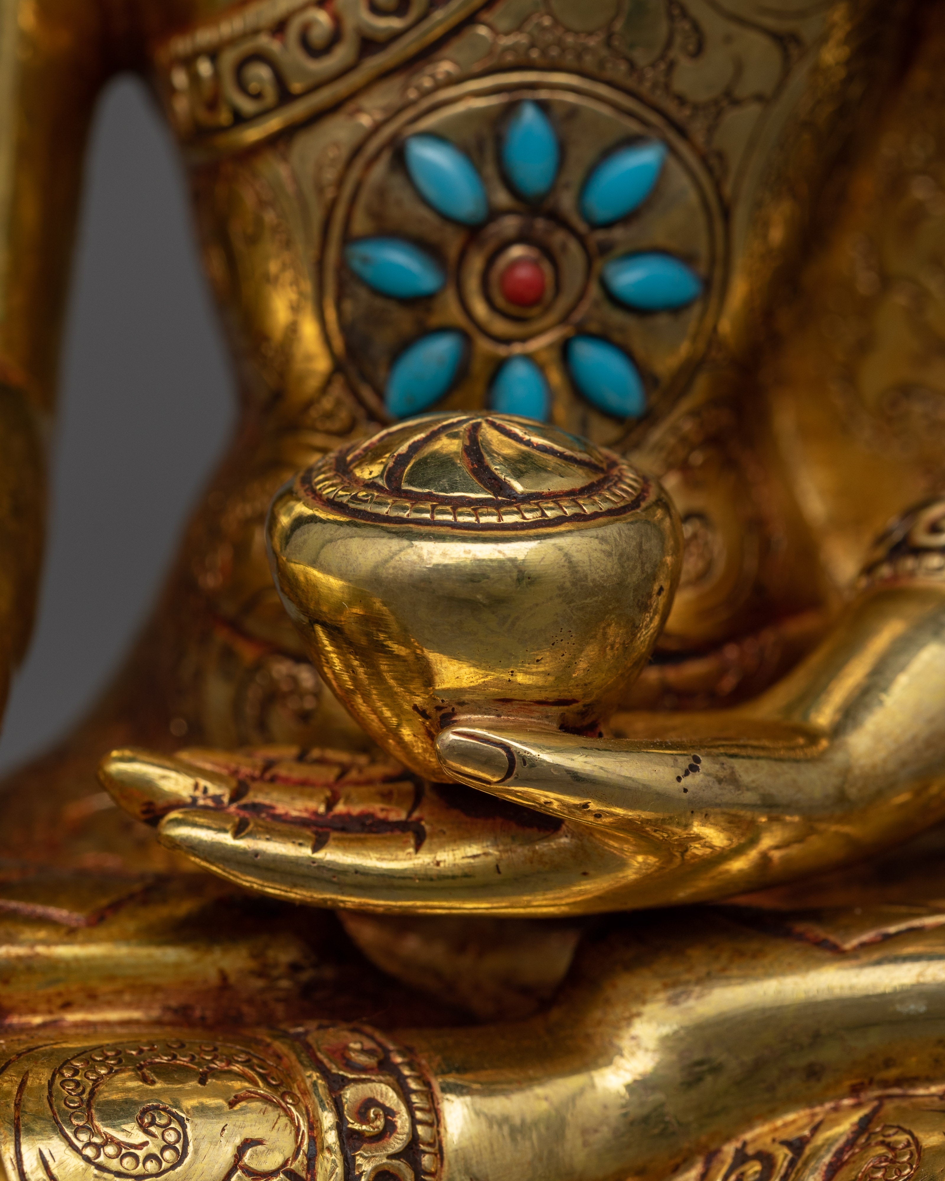 Shakyamuni Buddha Sacred Statue | Embodying the Enlightened One