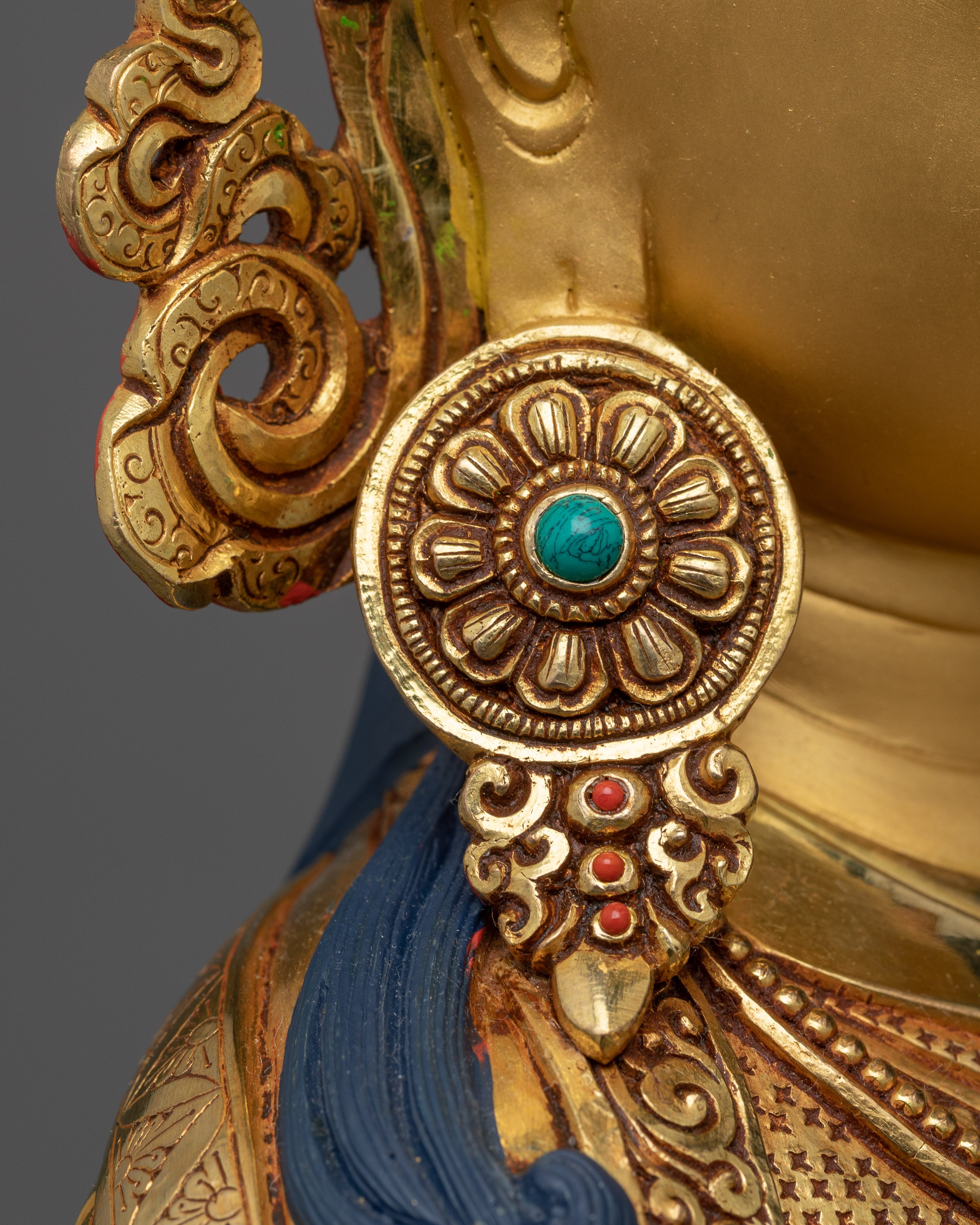 Statue of Guru Rinpoche | Evoke Spiritual Reverence with Padmasambhava