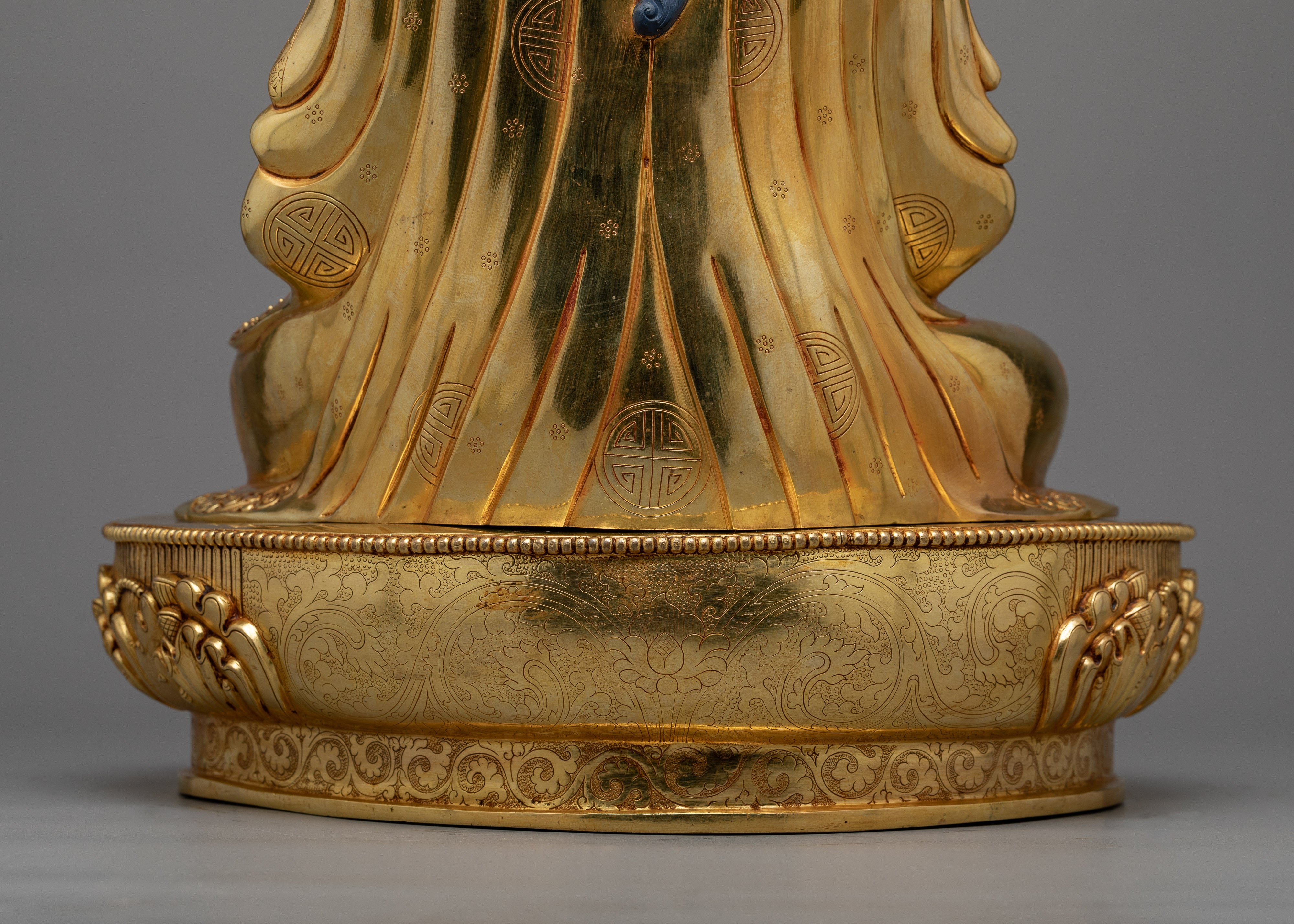 Statue of Guru Rinpoche | Evoke Spiritual Reverence with Padmasambhava