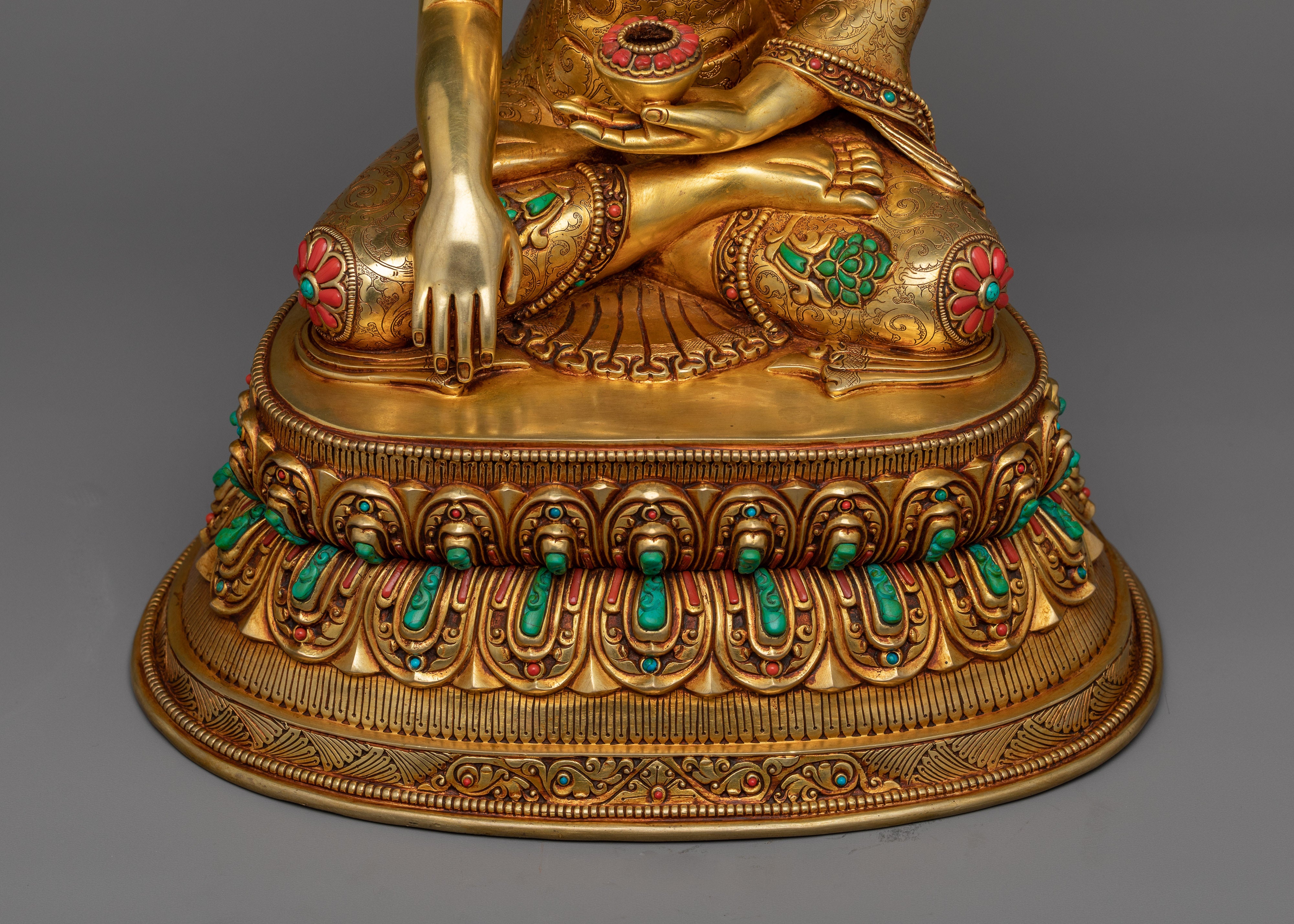 Enlightened Buddha Shakyamuni Statue | Serenity with our Shakyamuni Buddha Sculpture