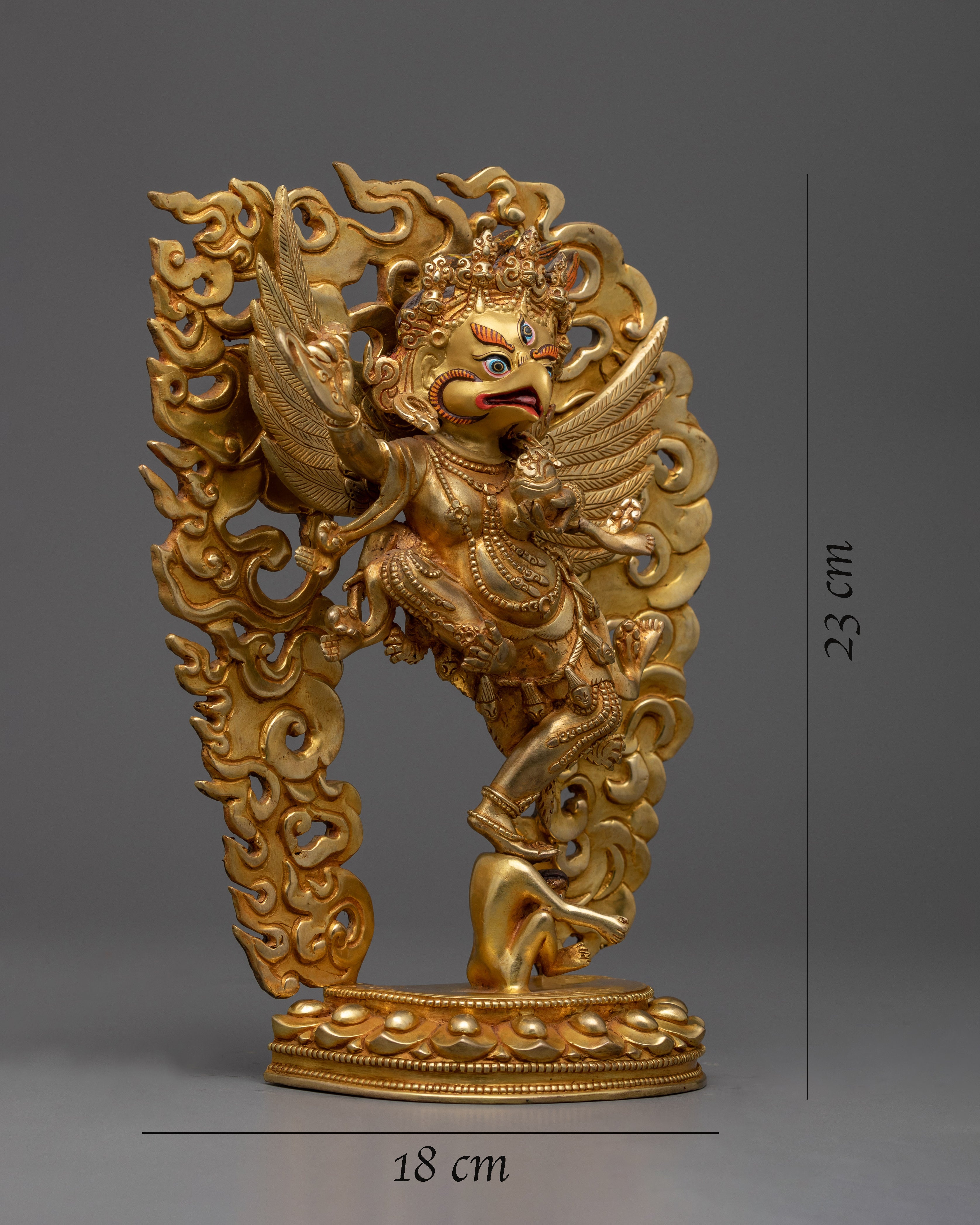 garuda-statue