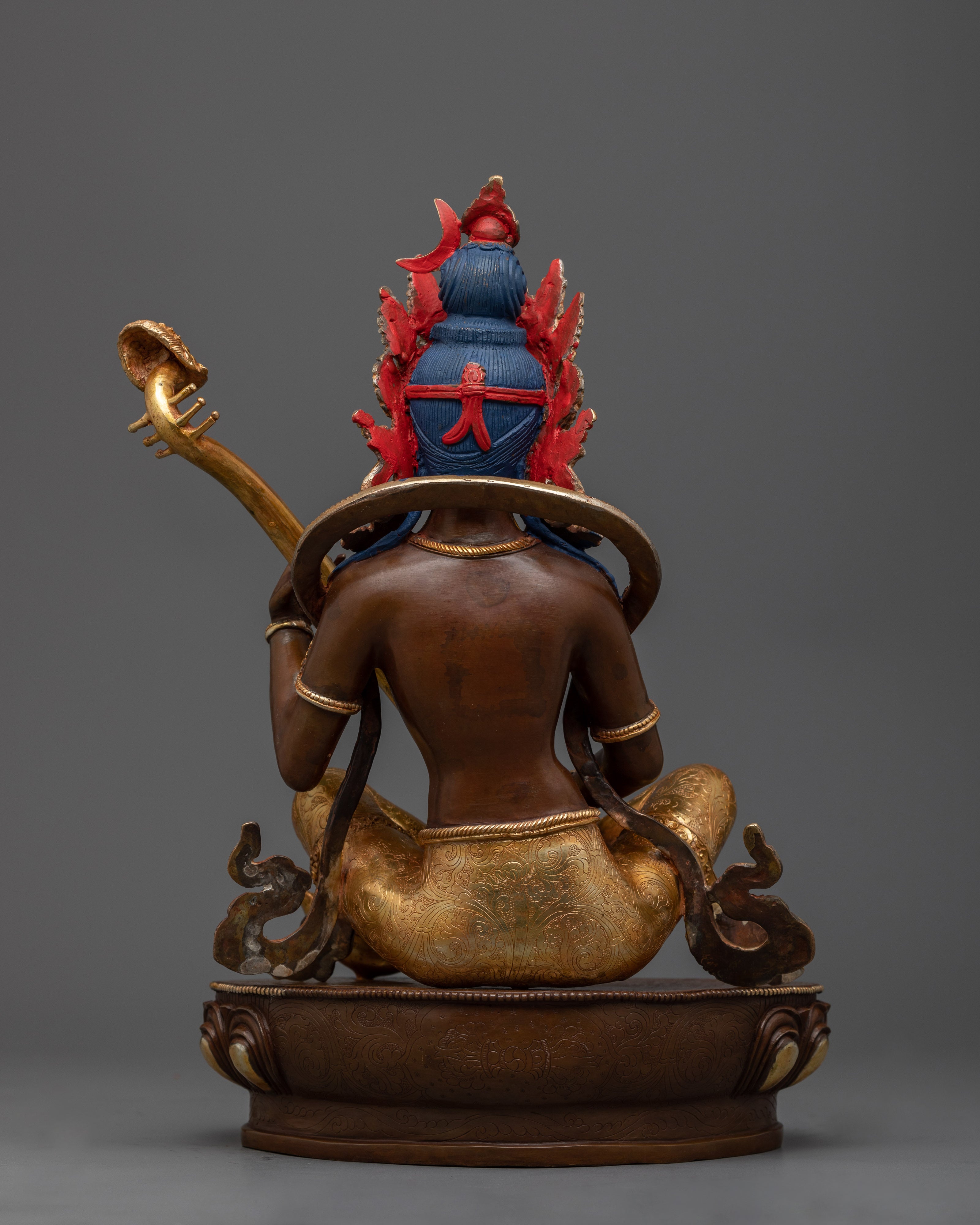 Saraswati Devi Statue | The Divine Embodiment of Knowledge and Artistry