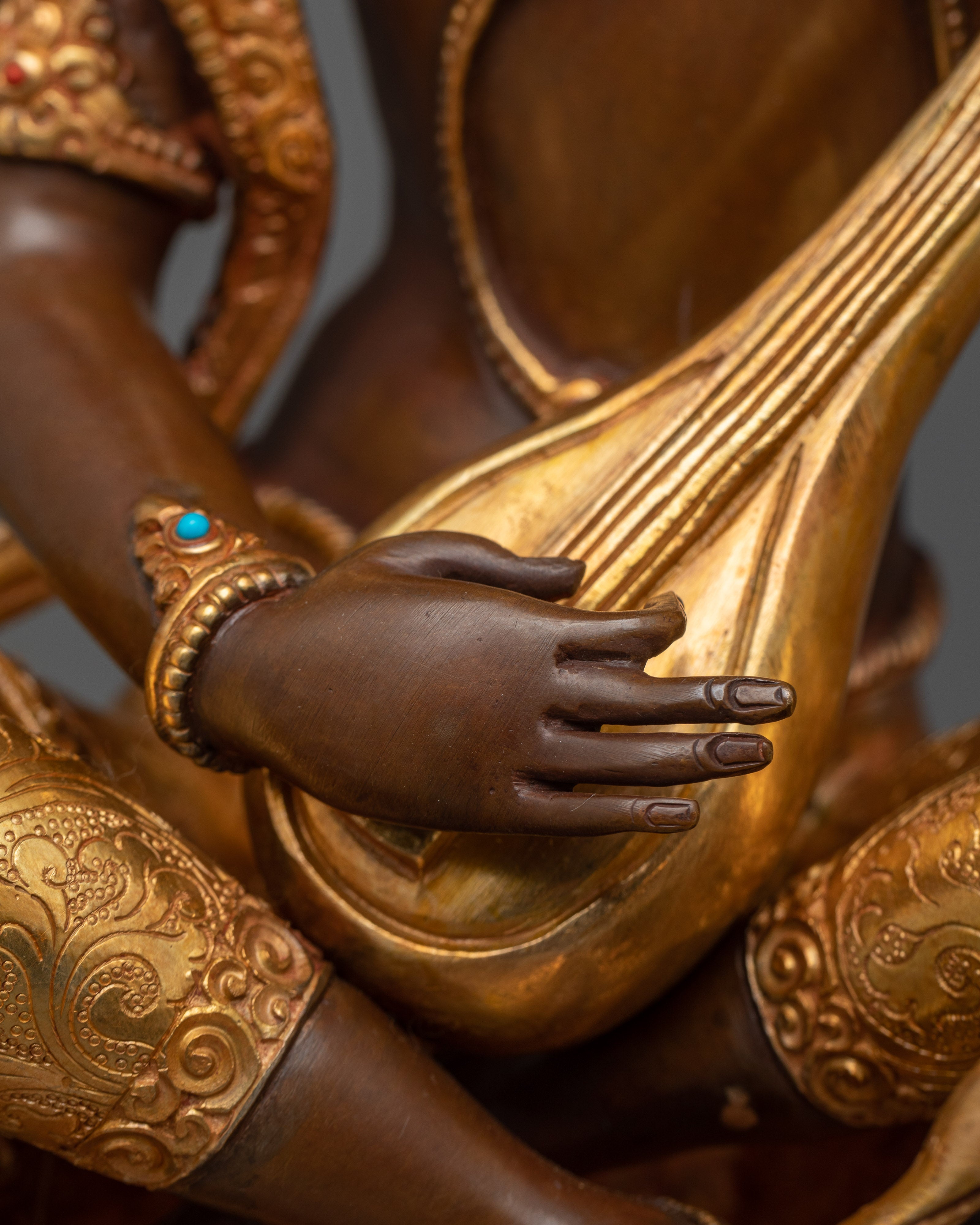 Saraswati Devi Statue | The Divine Embodiment of Knowledge and Artistry