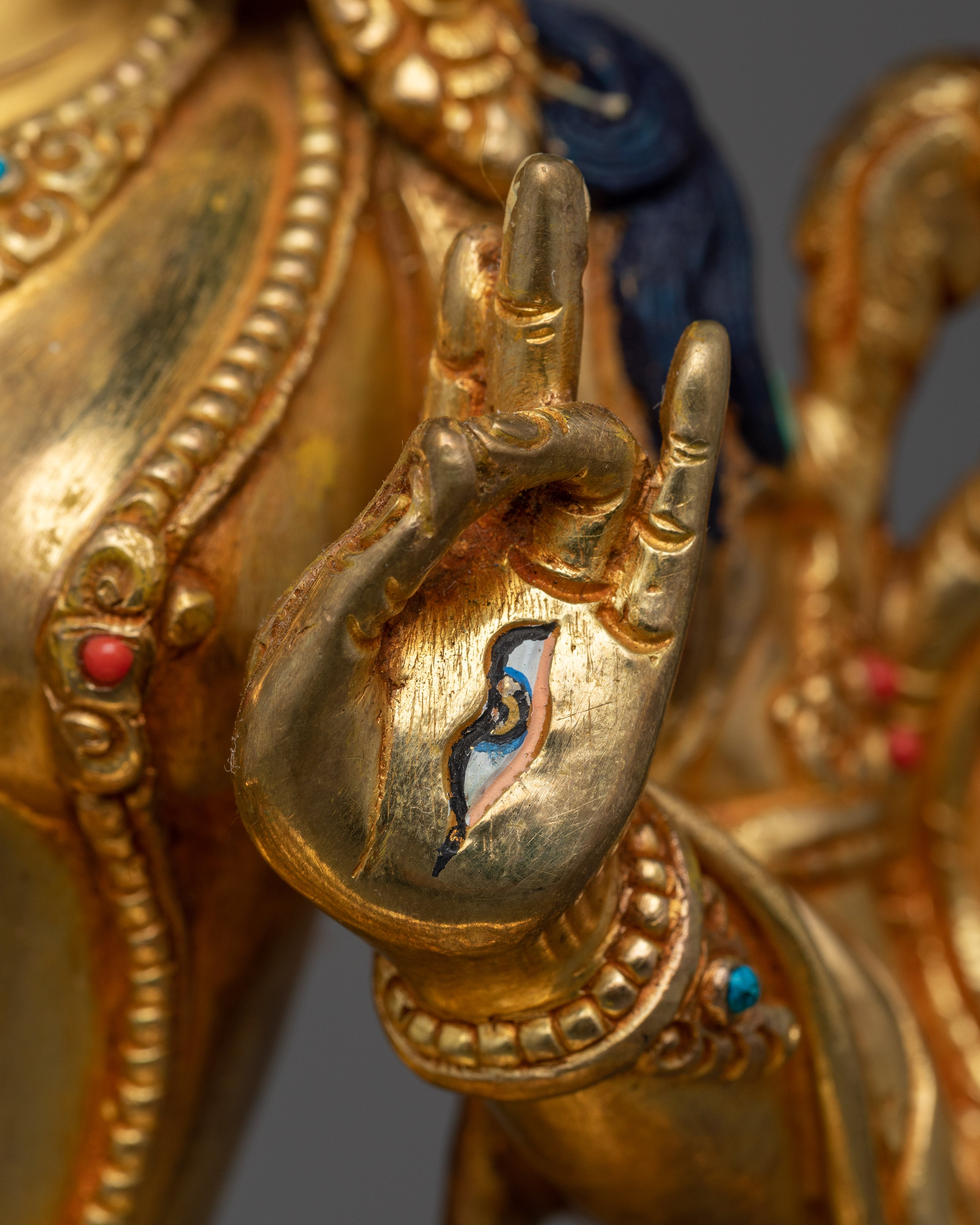 White Tara Buddha Statue | An Embodiment of Compassionate Healing