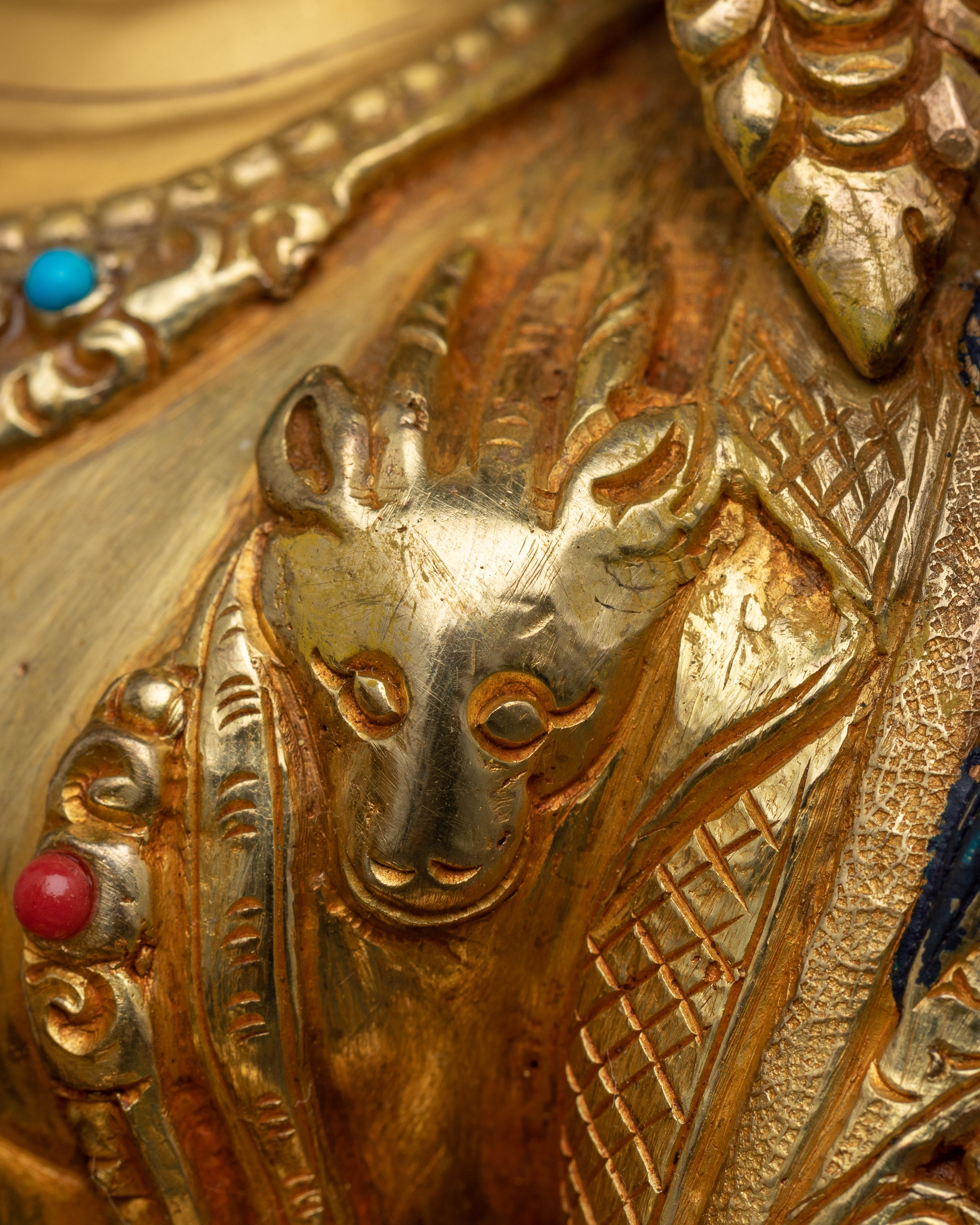 Avalokiteshvara Kuan Yin Statue | A Tribute to Compassion and Mercy