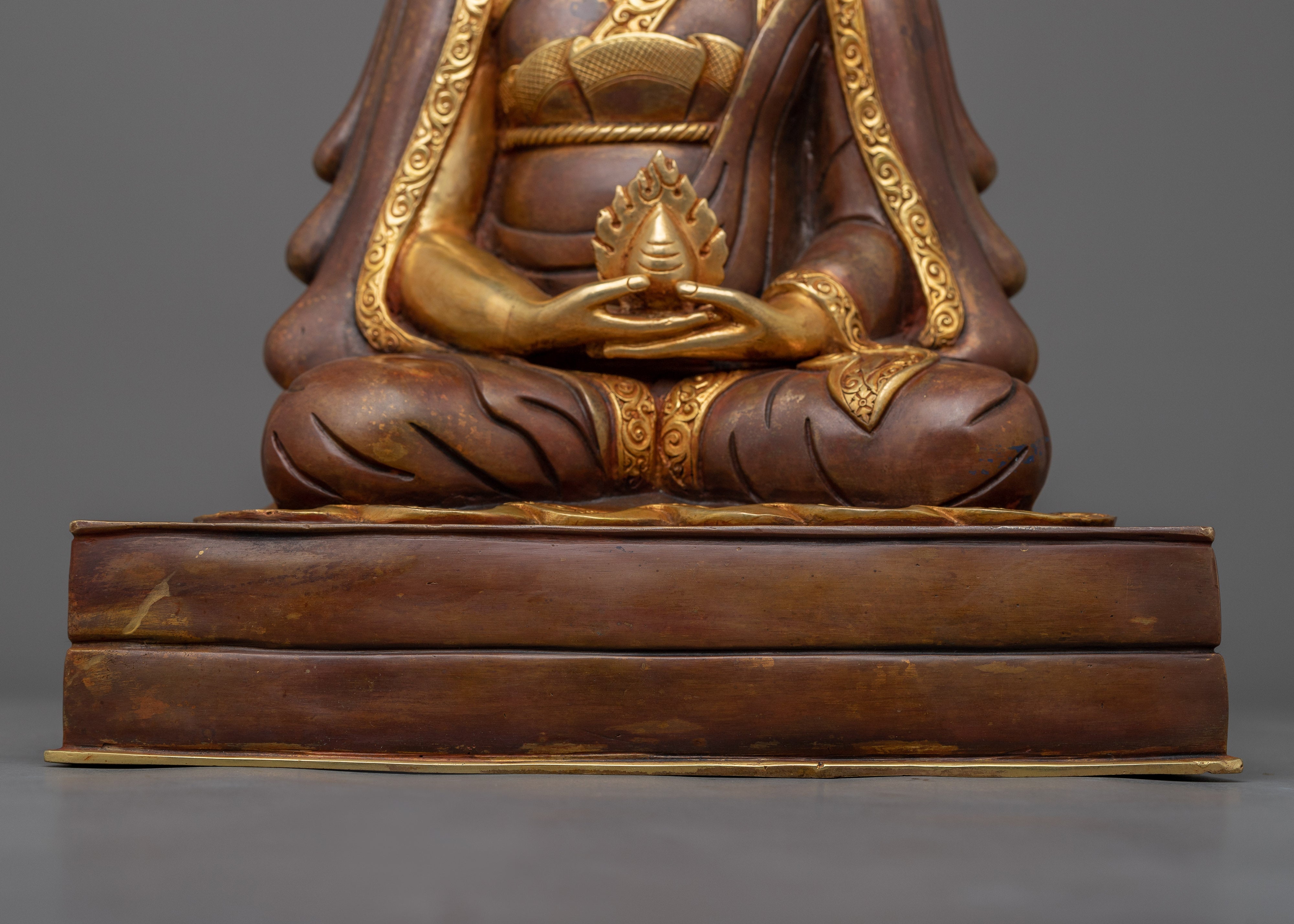 Gampopa Tibetain Statue | The Physician Yogi of Tibetan Buddhism