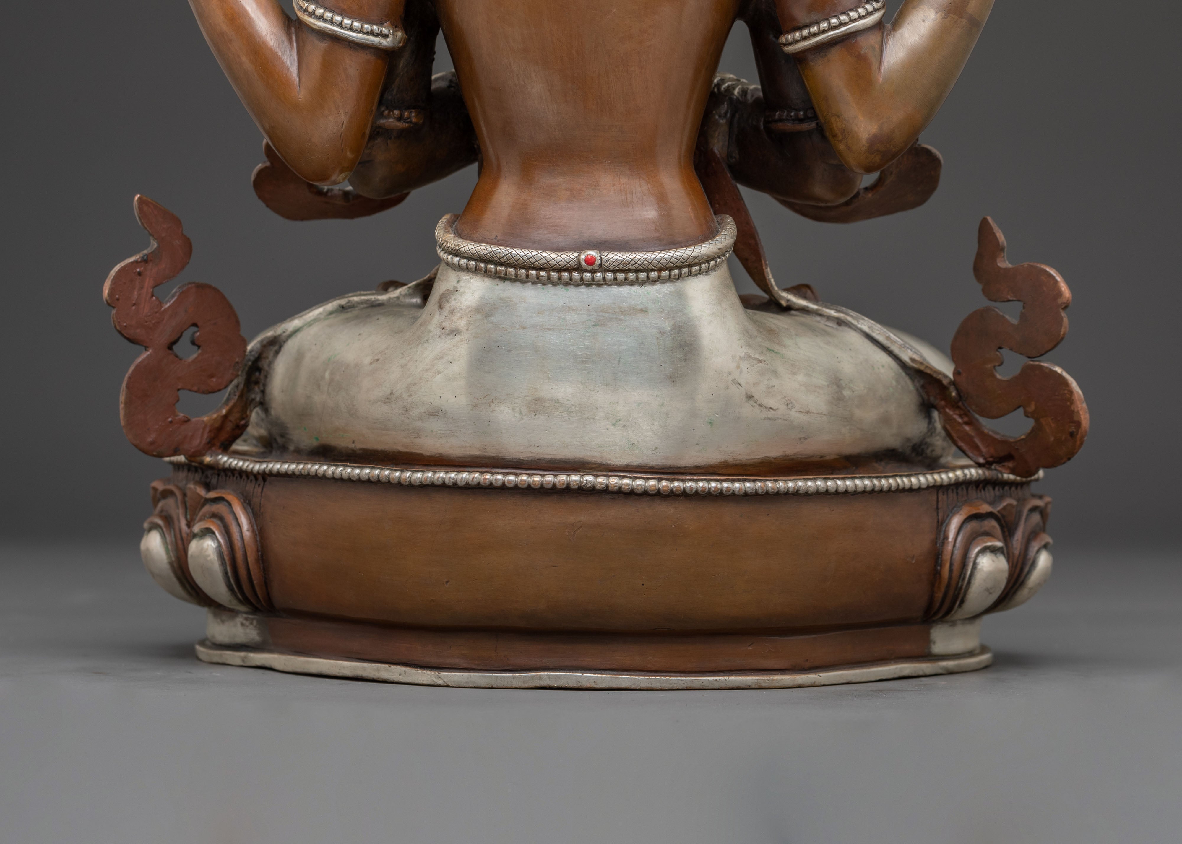 Chenrezig - The Compassionate Bodhisattva Statue | Tibetan Sculpture