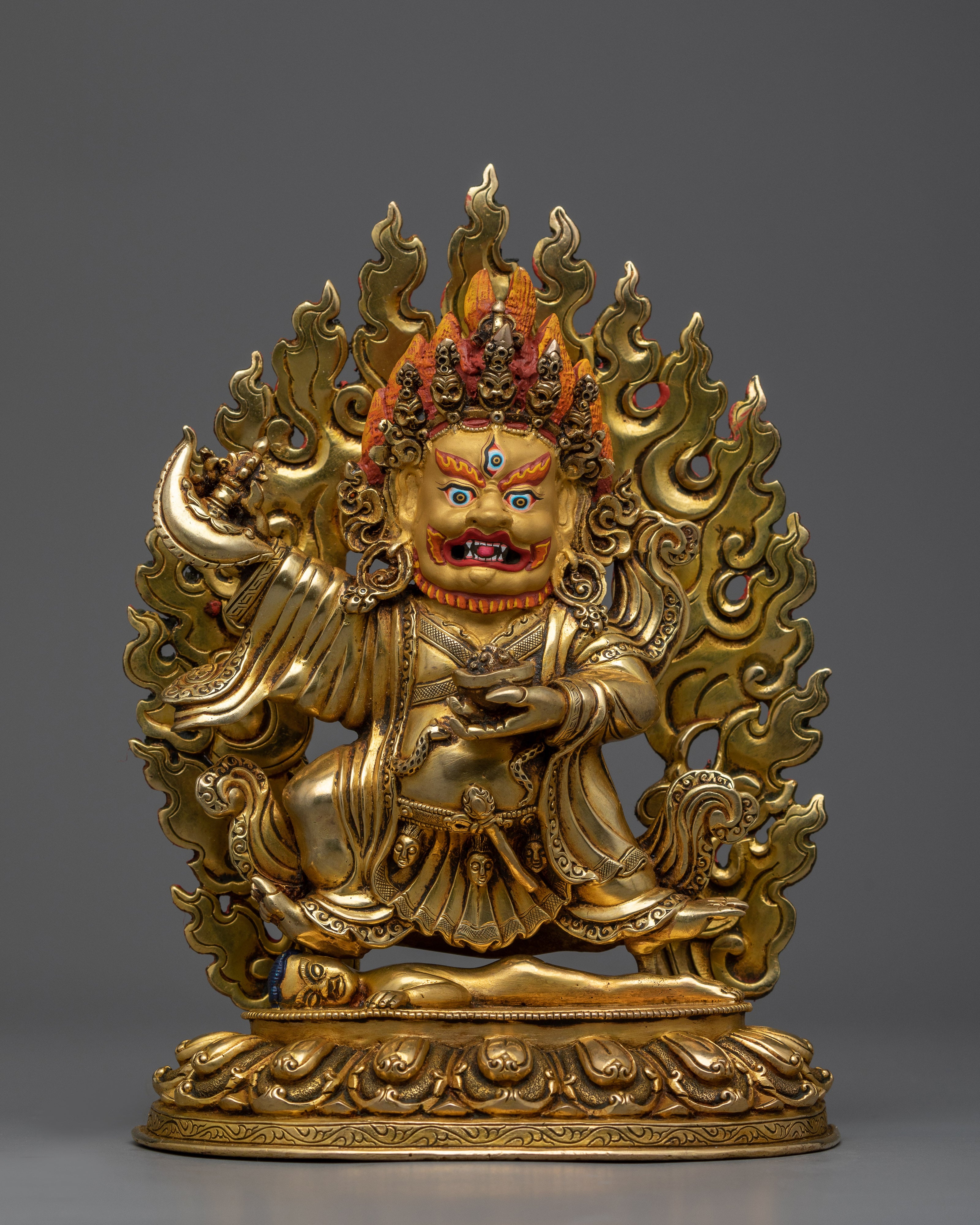 mahakala statues