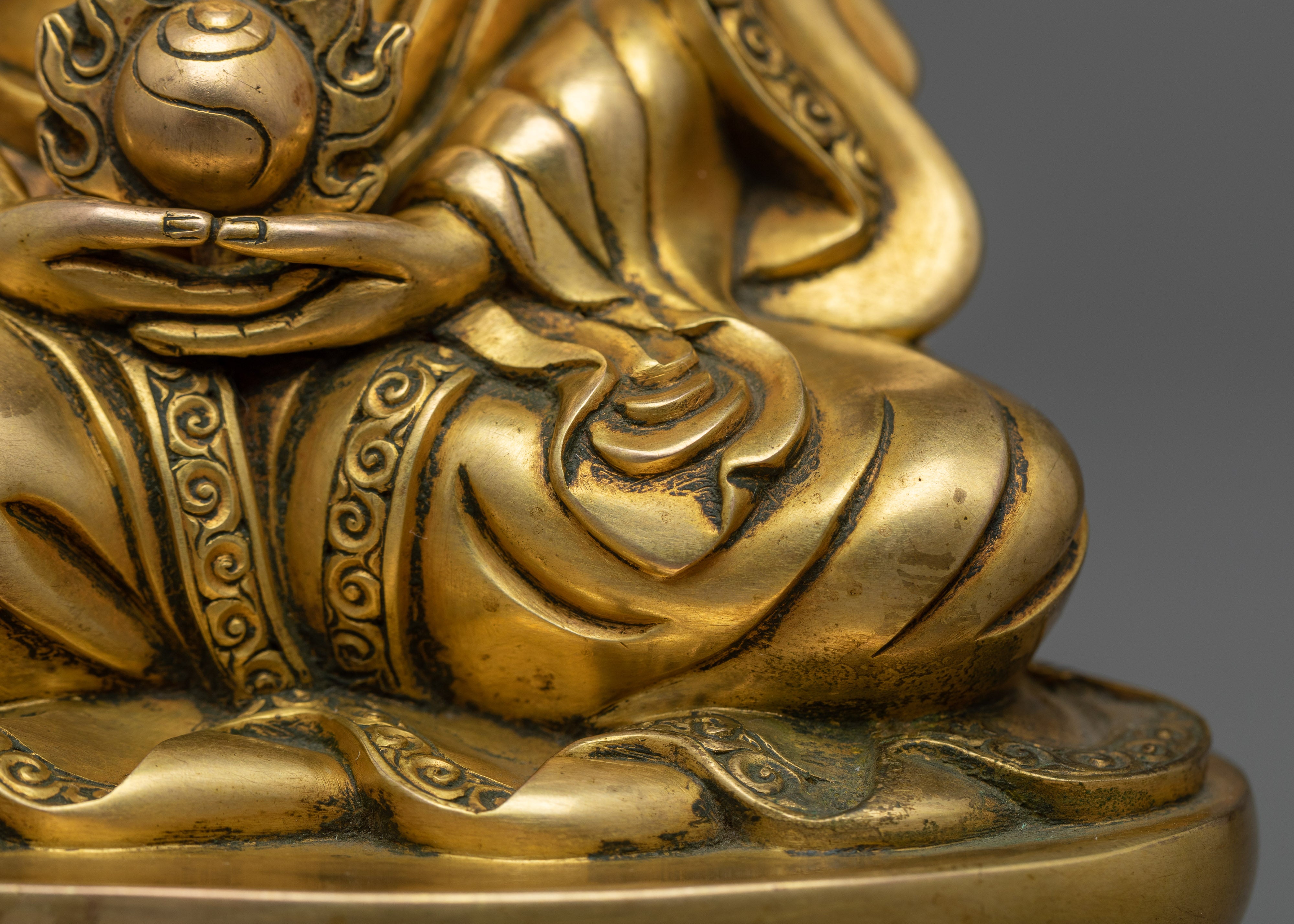 Gampopa Statue | Lustrous Beacon of Tibetan Wisdom