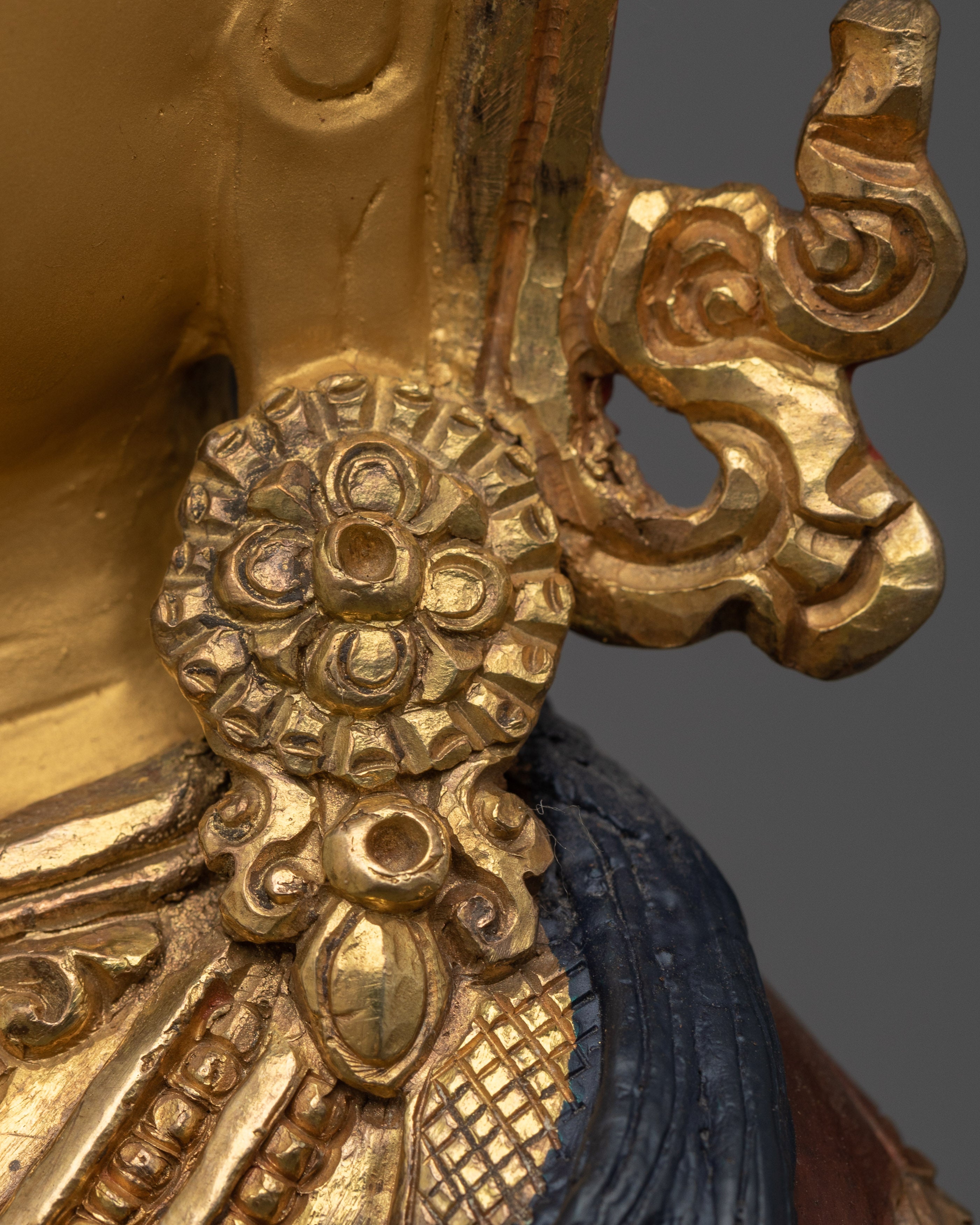 Vajrasattva Buddha Statue | Beacon of Purification and Renewal